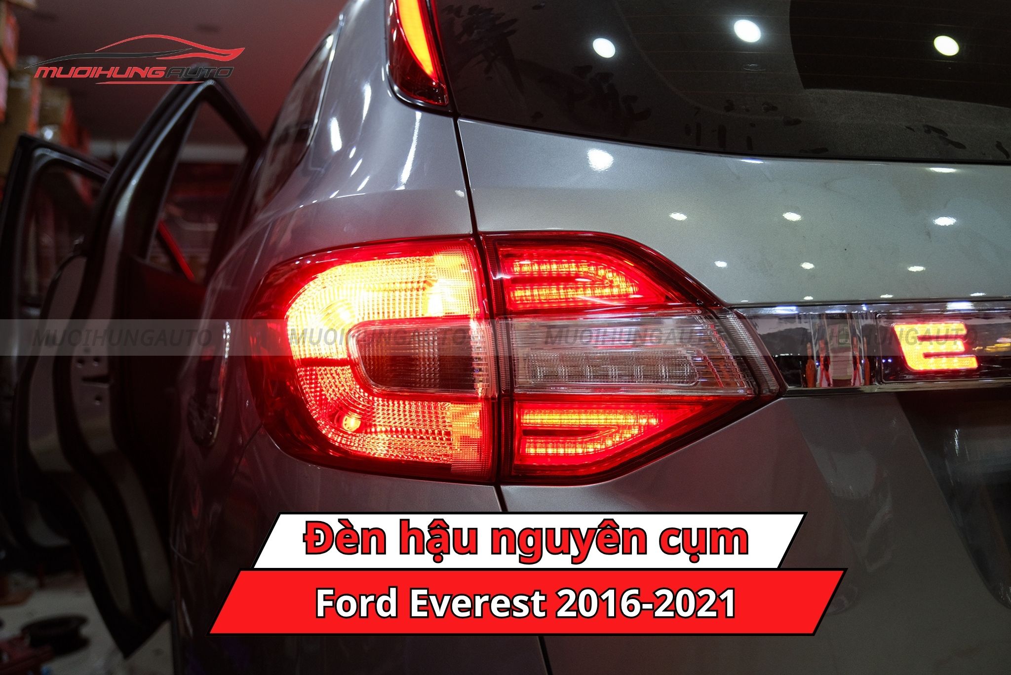 Đèn hậu nguyên cụm xe Ford Everest 2016-2021