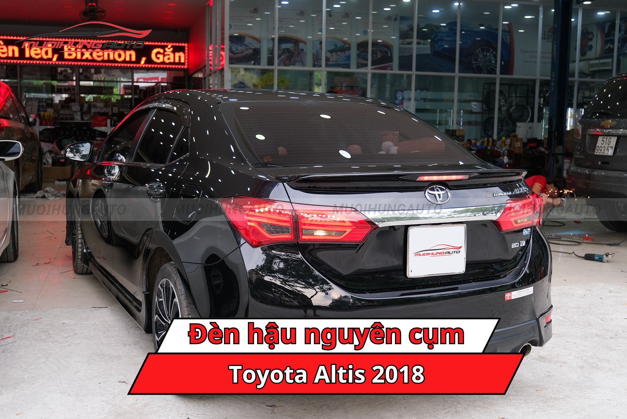Đèn hậu nguyên cụm xe Toyota Altis 2018