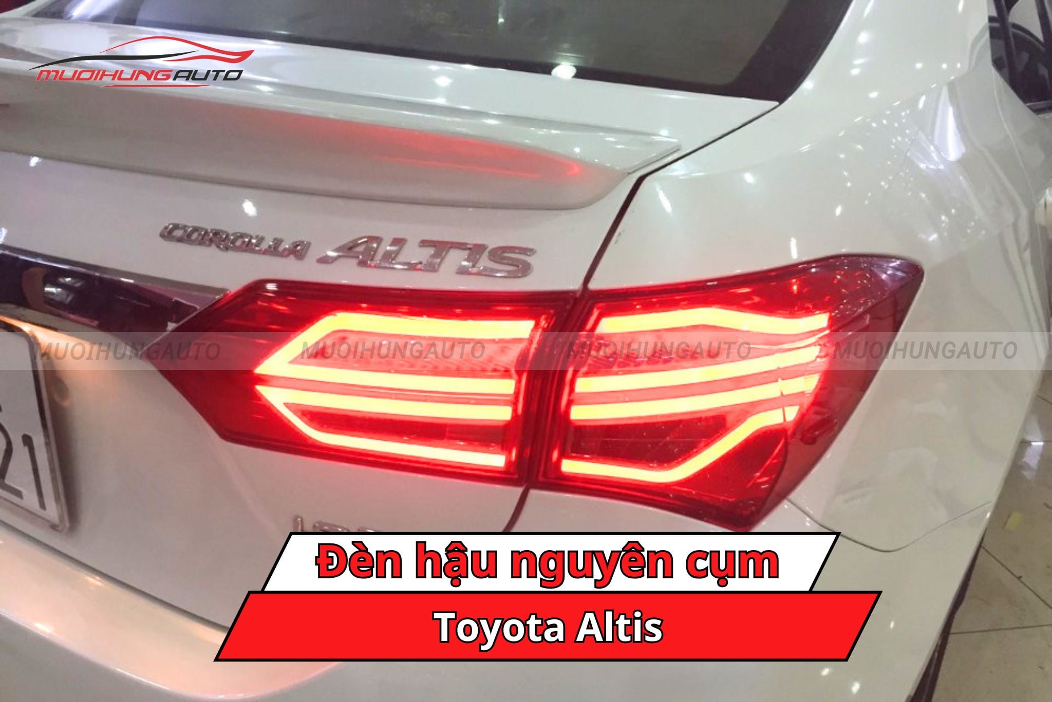 Đèn hậu nguyên cụm xe Toyota Altis
