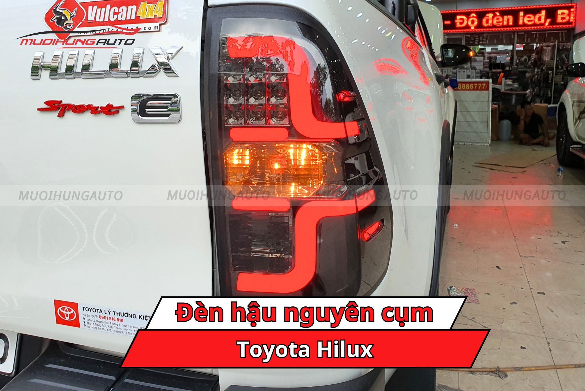 Đèn hậu nguyên cụm xe Toyota Hilux