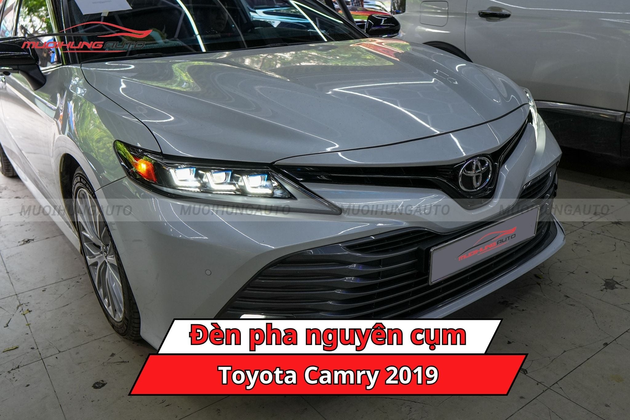 Đèn pha nguyên cụm ô tô Toyota Camry 2019