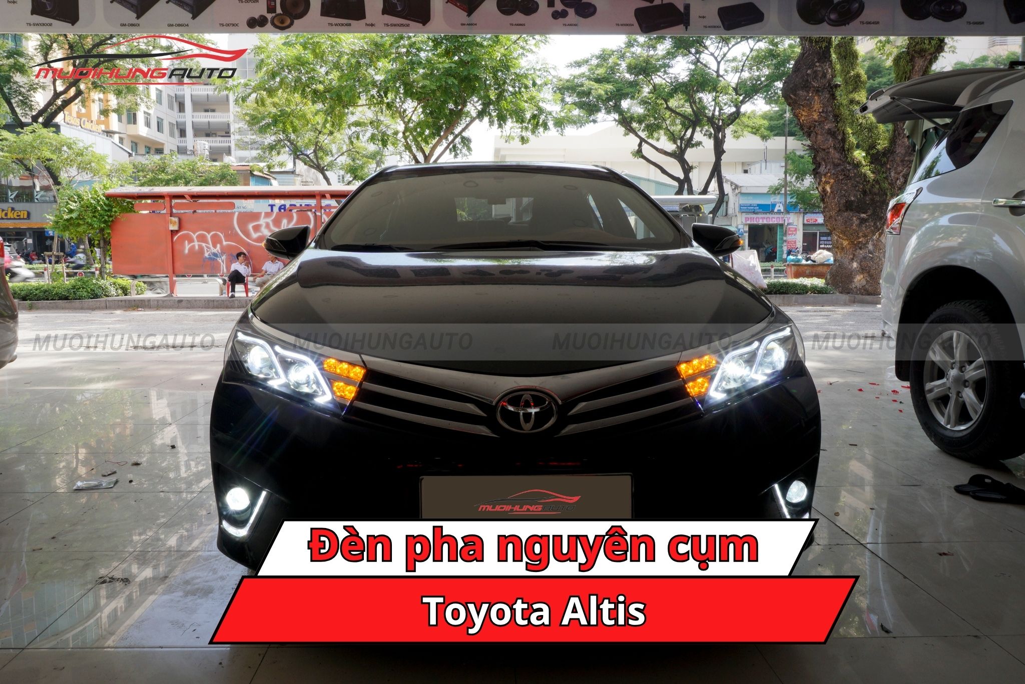 Đèn pha nguyên cụm Toyota Altis