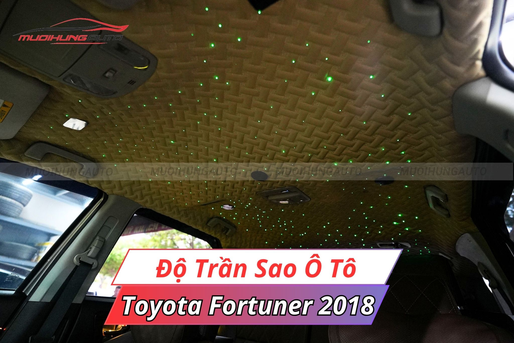 Đèn trần sao Toyota Fortuner 2018