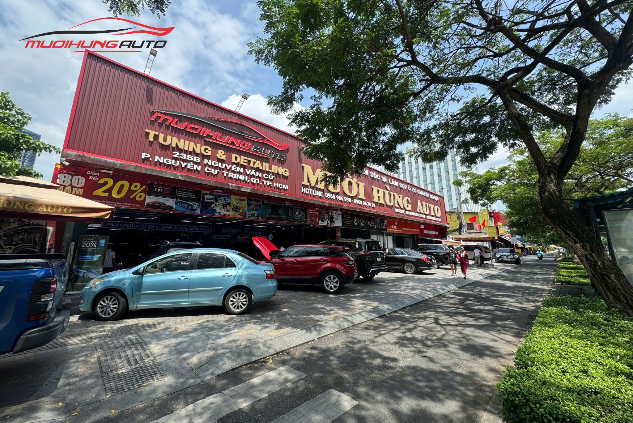 Mười Hùng Auto - Địa chỉ lắp gương hậu điện tử TOSHI cho xe Mercedes GLK220 2014 uy tín