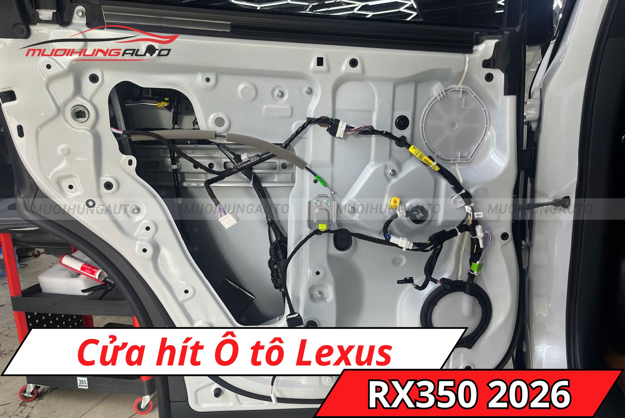 Độ cửa hít ô tô Lexus RX350 2026