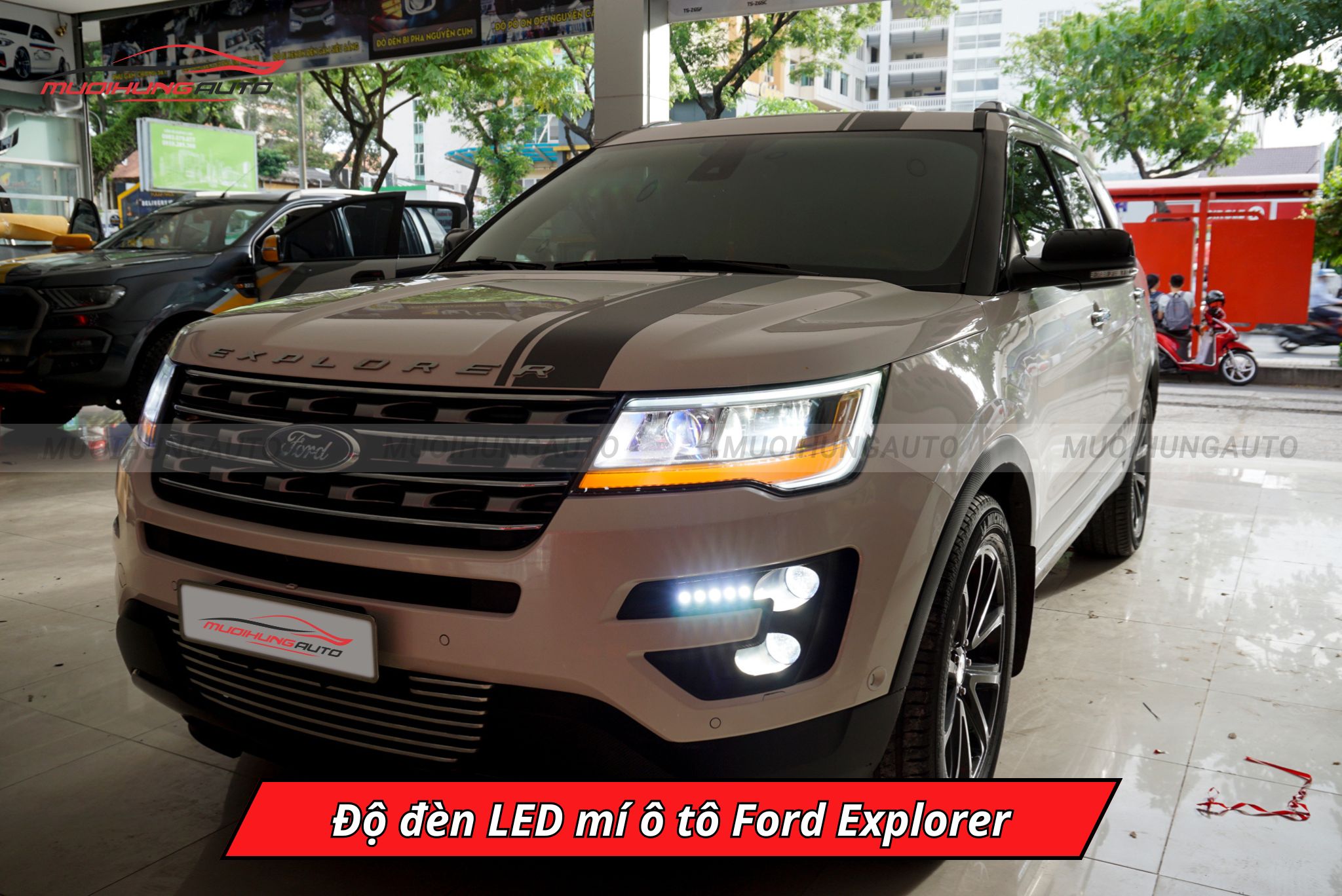 Độ đèn LED mí cho Ford Explorer