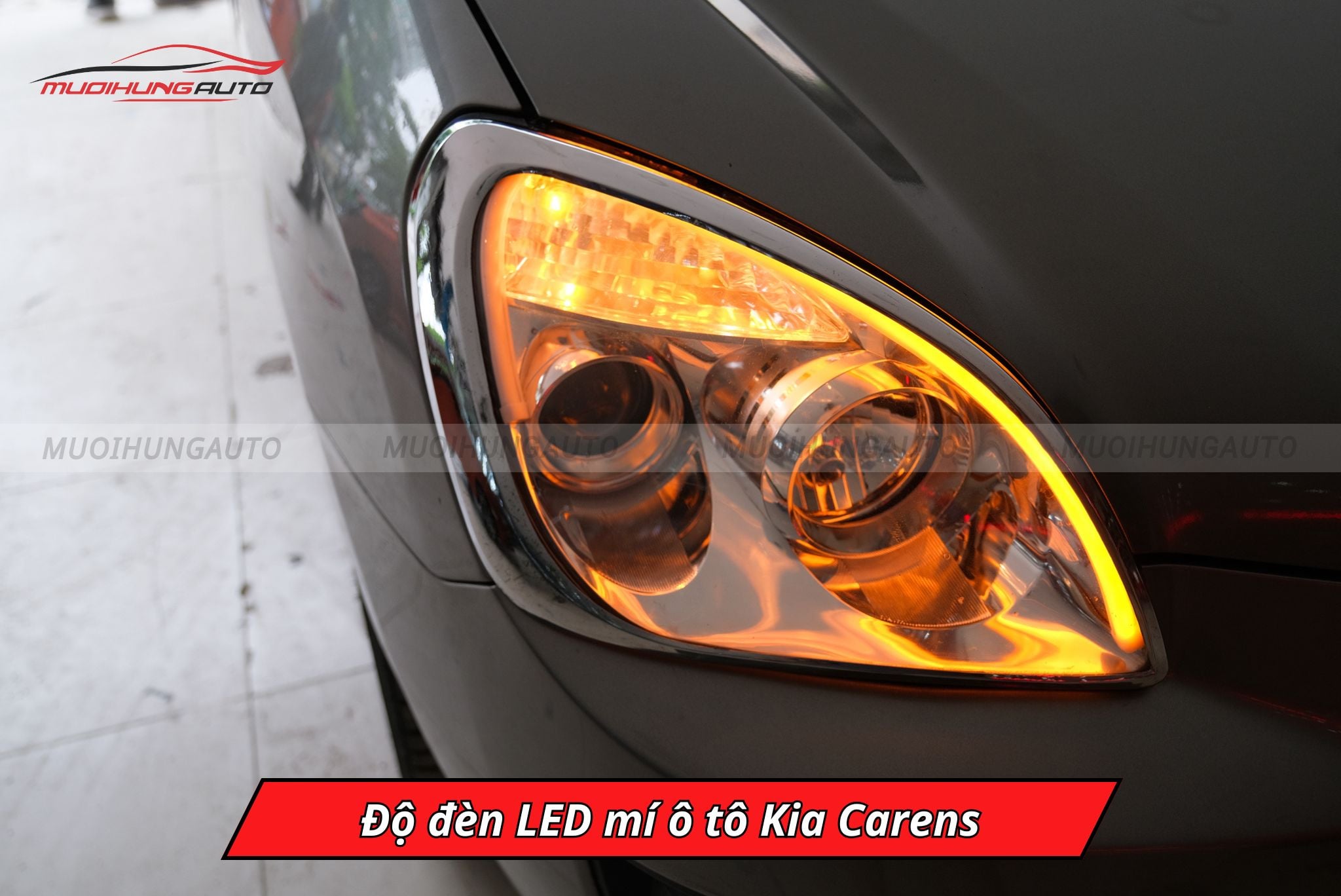 Độ đèn LED mí cho Kia Carens