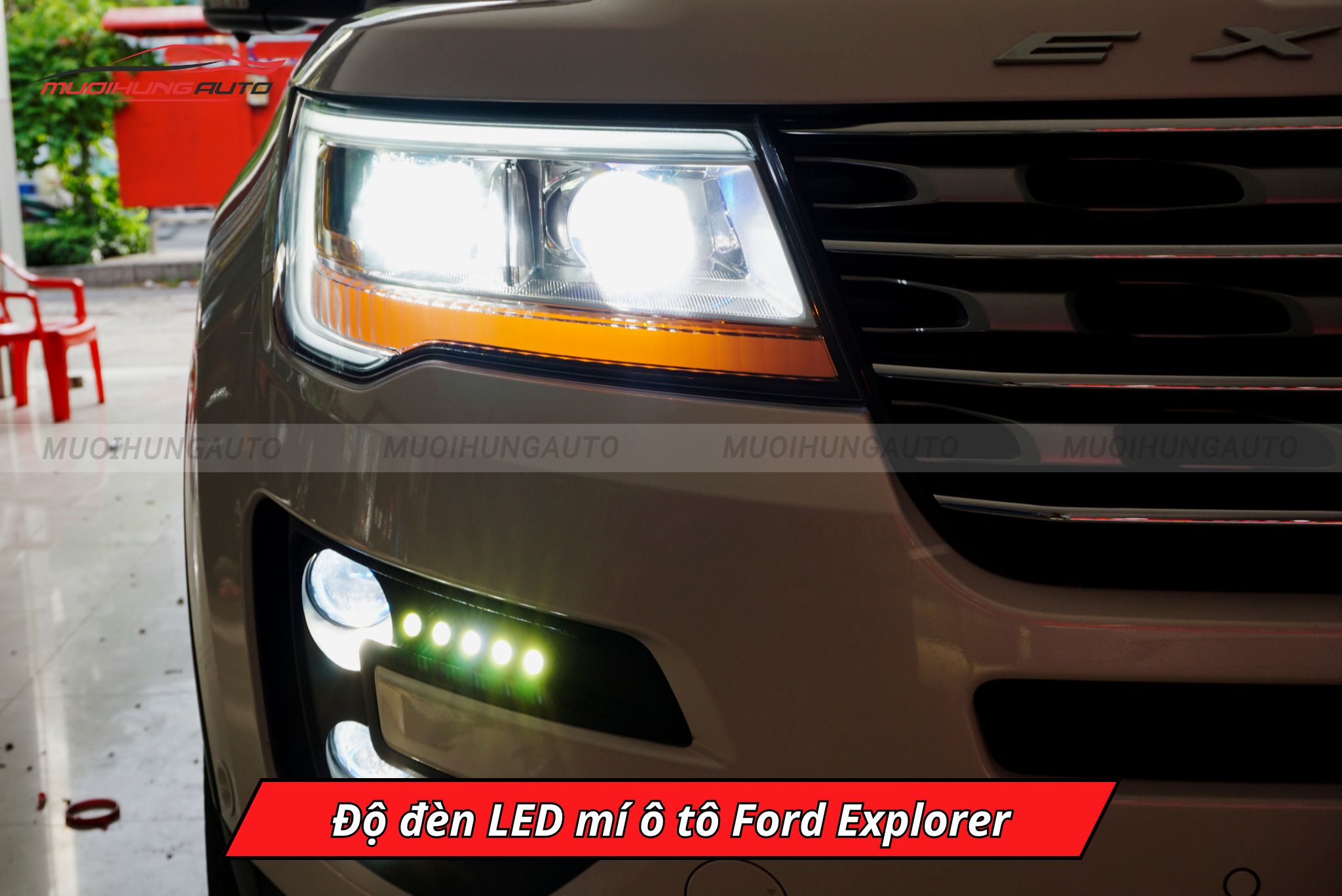 Độ đèn LED mí cho ô tô Ford Explorer