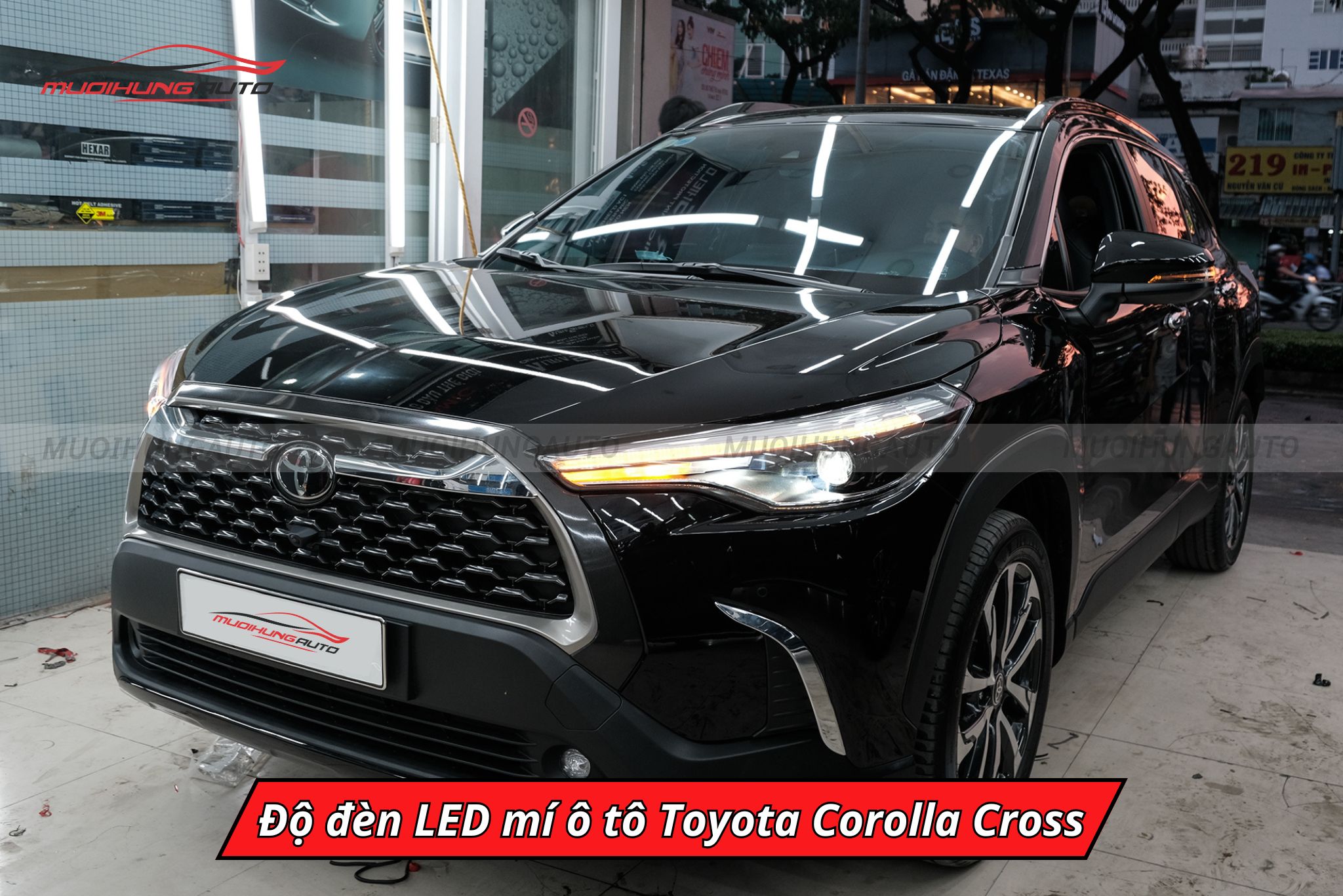 Độ đèn LED mí cho ô tô Toyota Corolla Cross