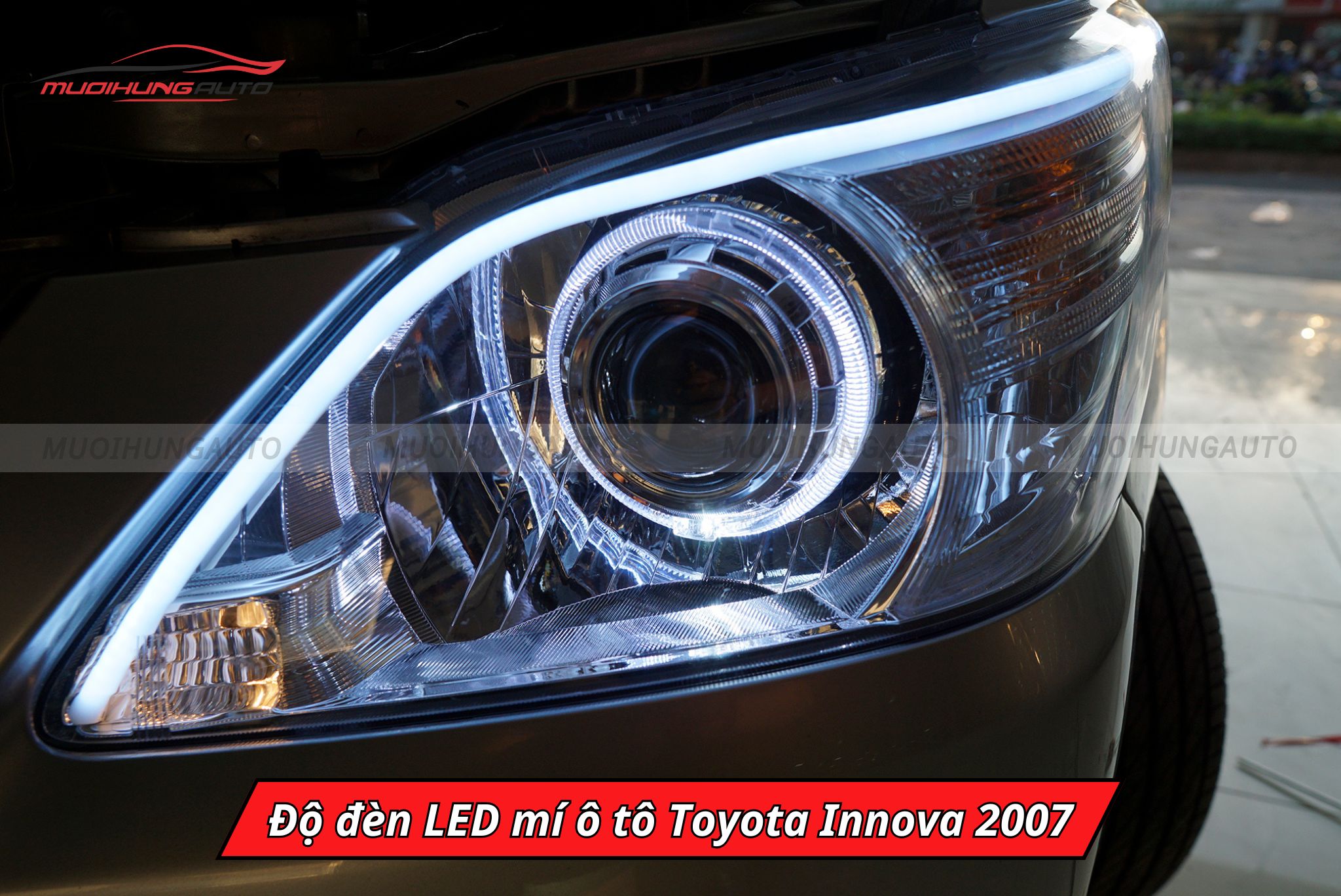 Độ đèn LED mí cho Toyota Innova 2007
