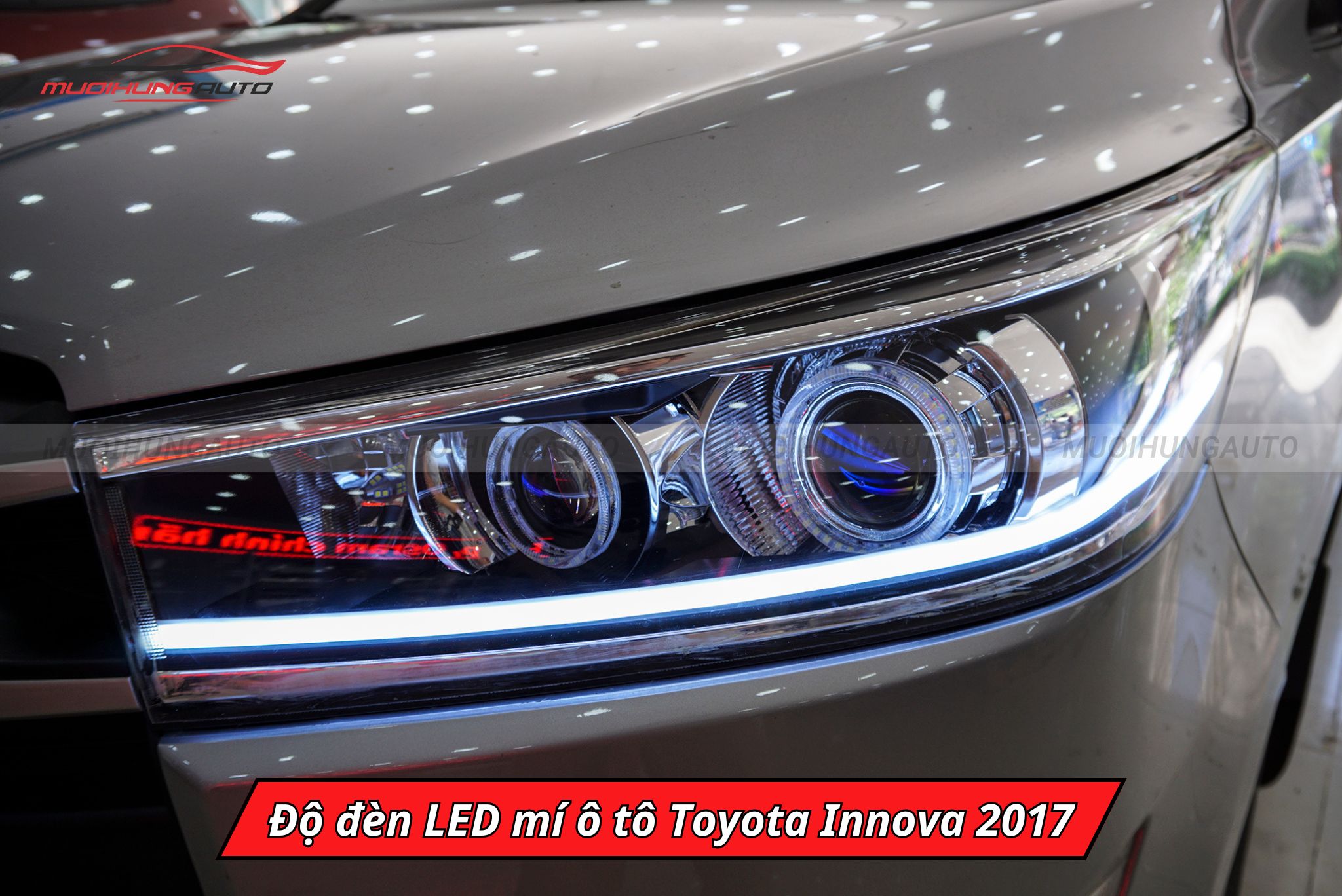 Độ đèn LED mí cho Toyota Innova 2017