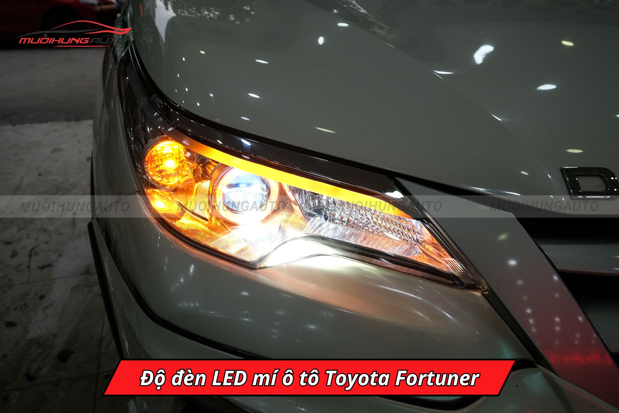 Độ đèn LED mí cho xe Toyota Fortuner