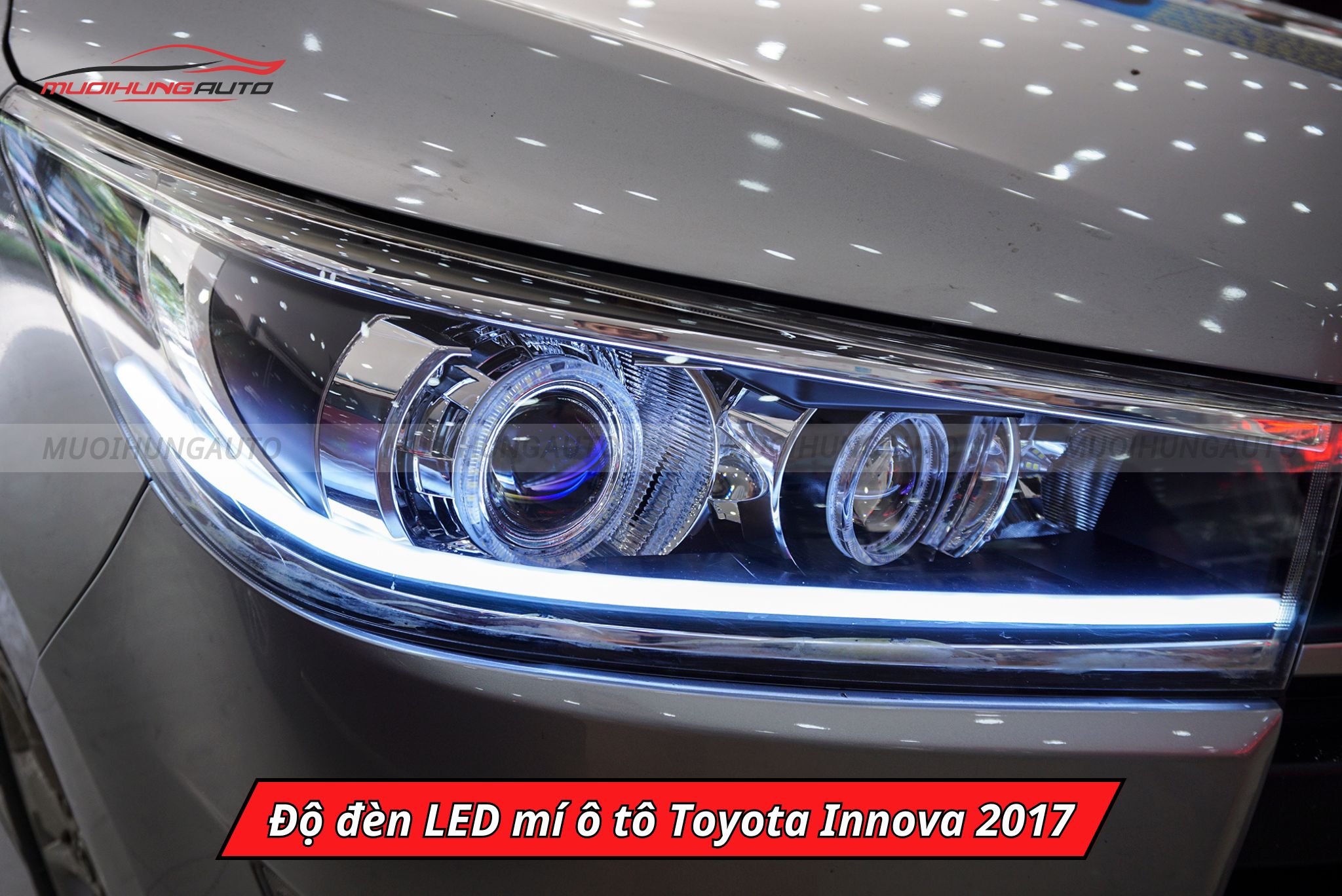 Độ đèn LED mí cho xe Toyota Innova 2017