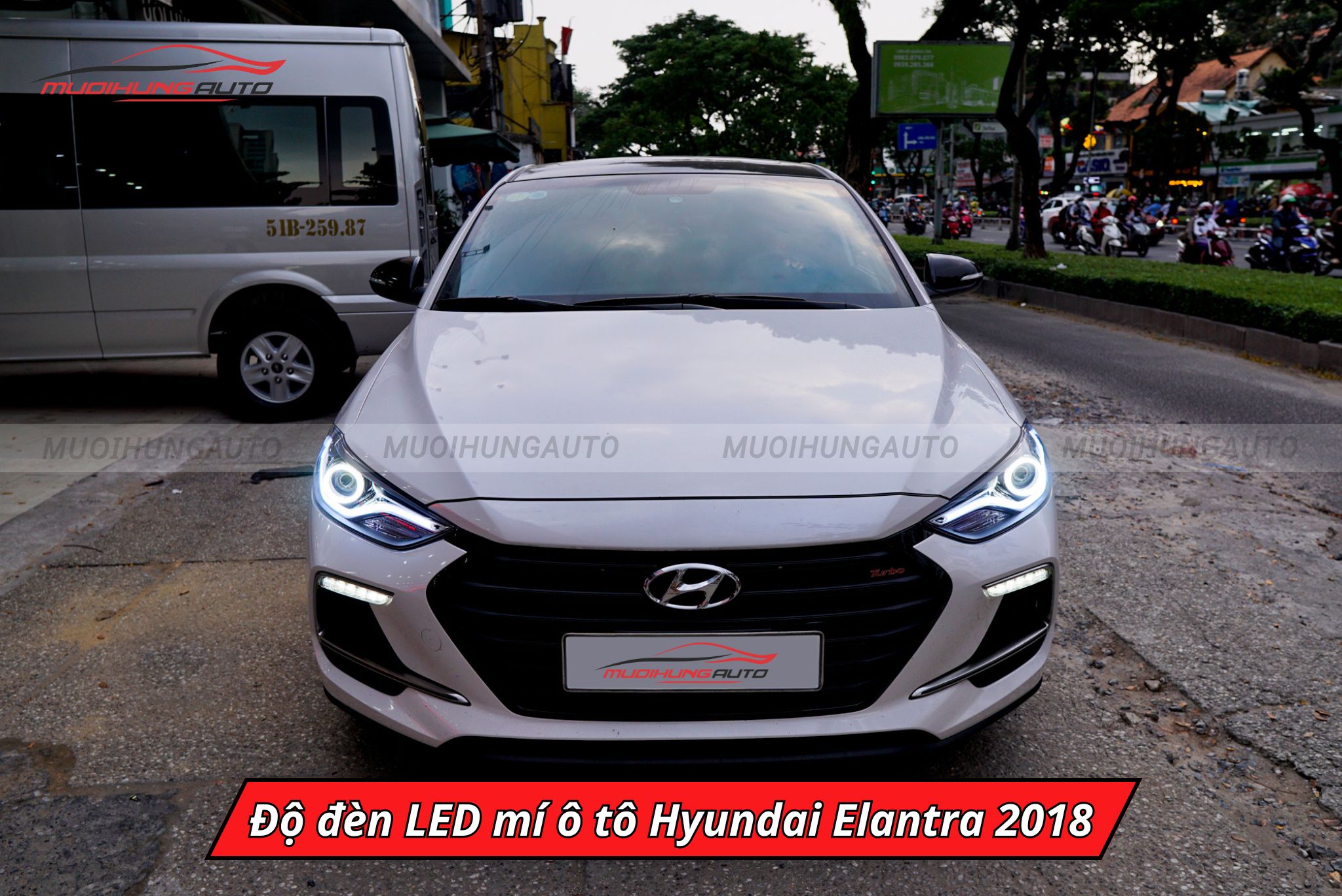 Độ đèn LED mí ô tô Hyundai Elantra 2018