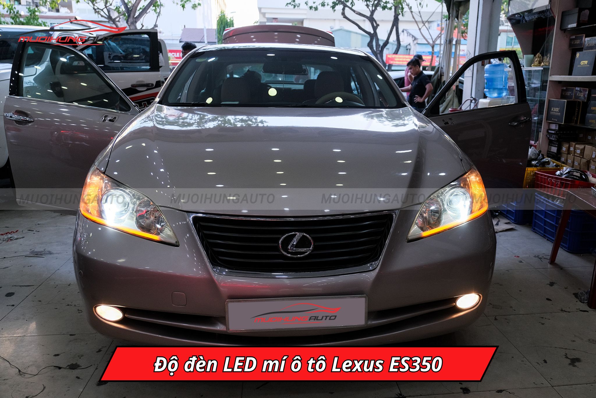 Độ đèn LED mí ô tô Lexus ES350
