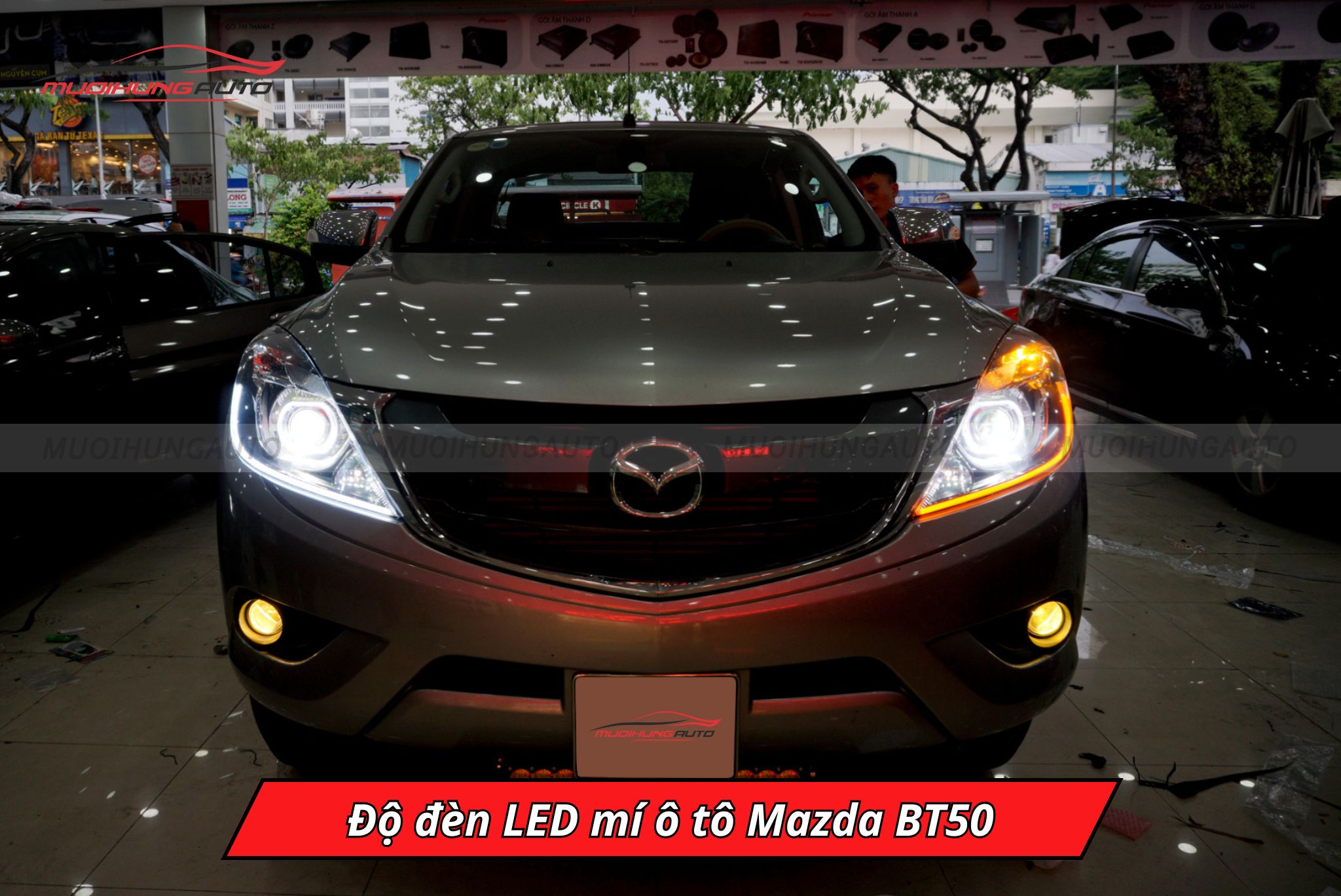Độ đèn LED mí ô tô Mazda BT50