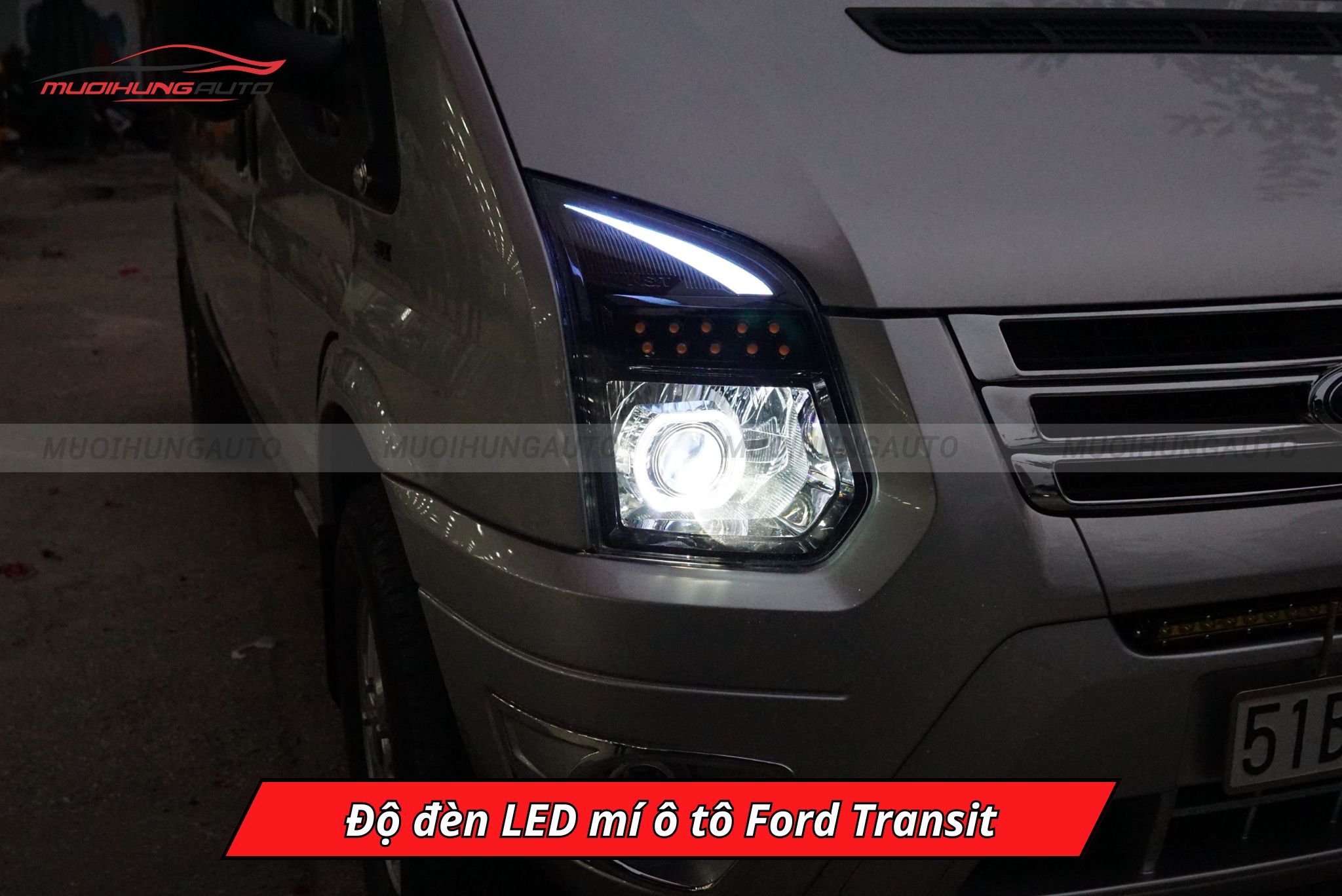 Độ đèn LED mí xe Ford Transitv