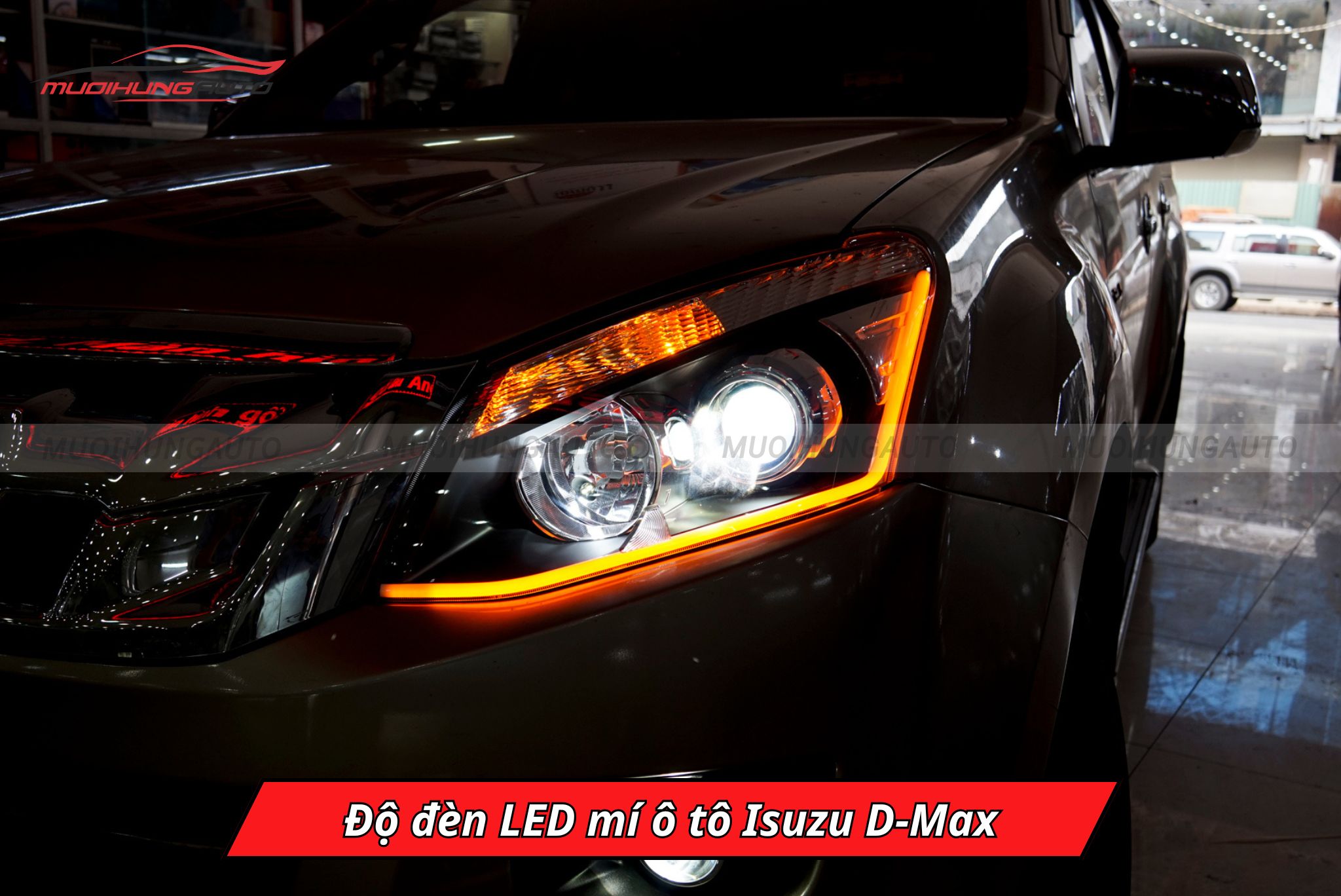 Độ đèn LED mí xe Isuzu D-Max