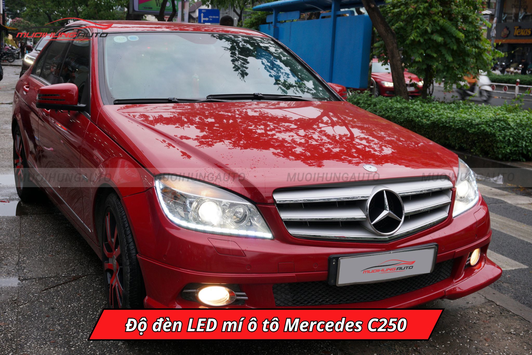 Độ đèn LED mí xe Mercedes C250