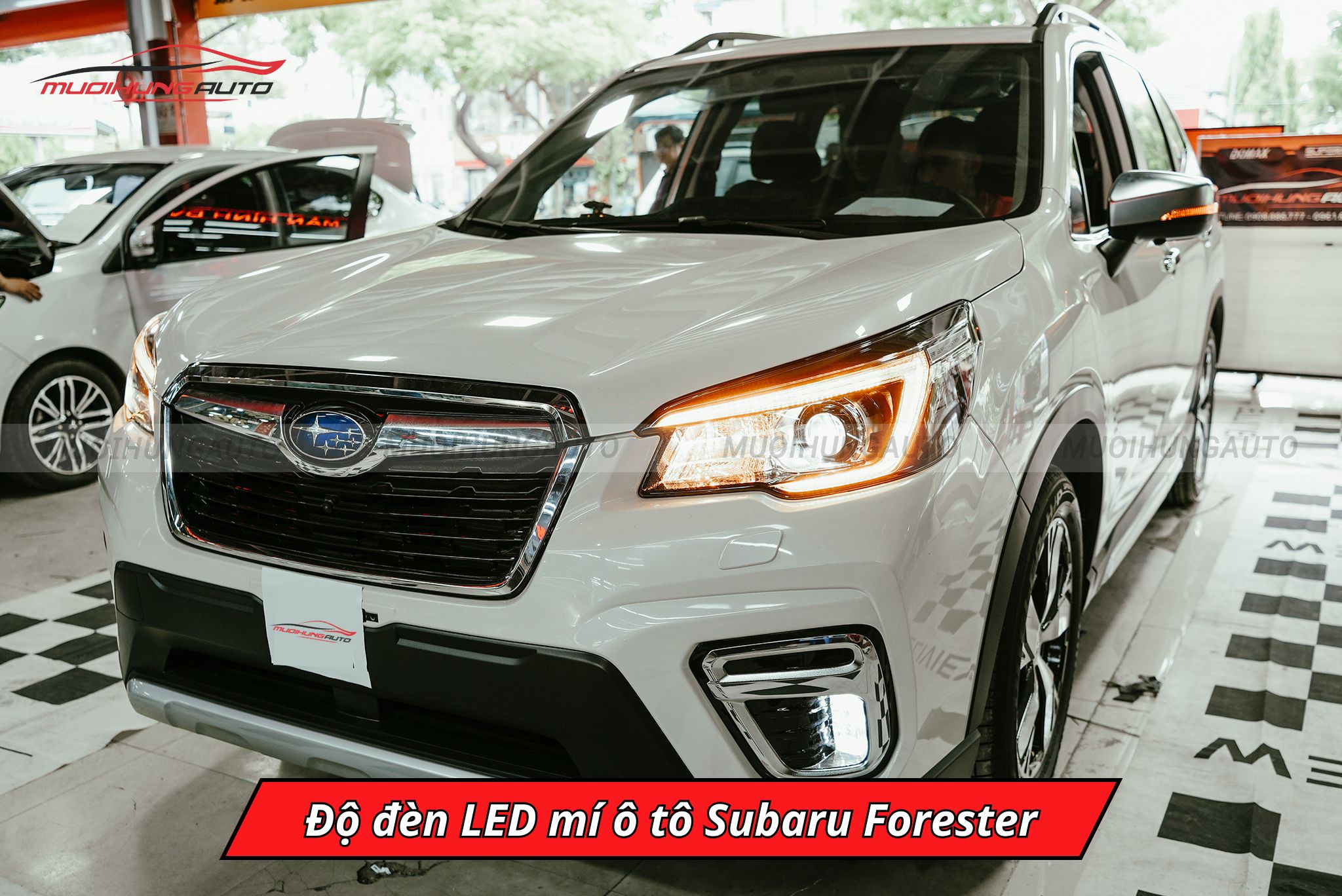 Độ đèn LED mí xe Subaru Forester