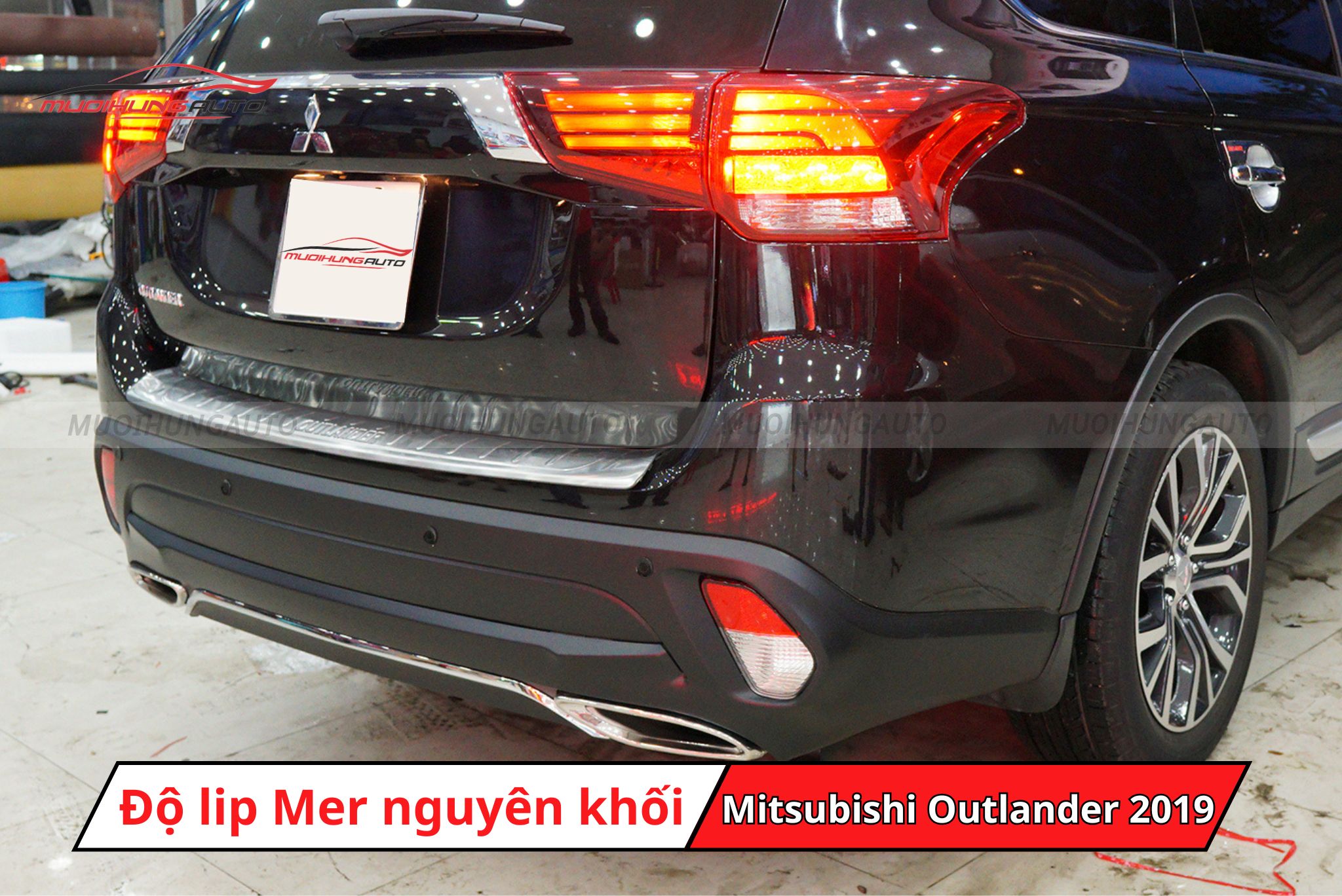 Độ lip Mer nguyên khối cho Mitsubishi Outlander 2019