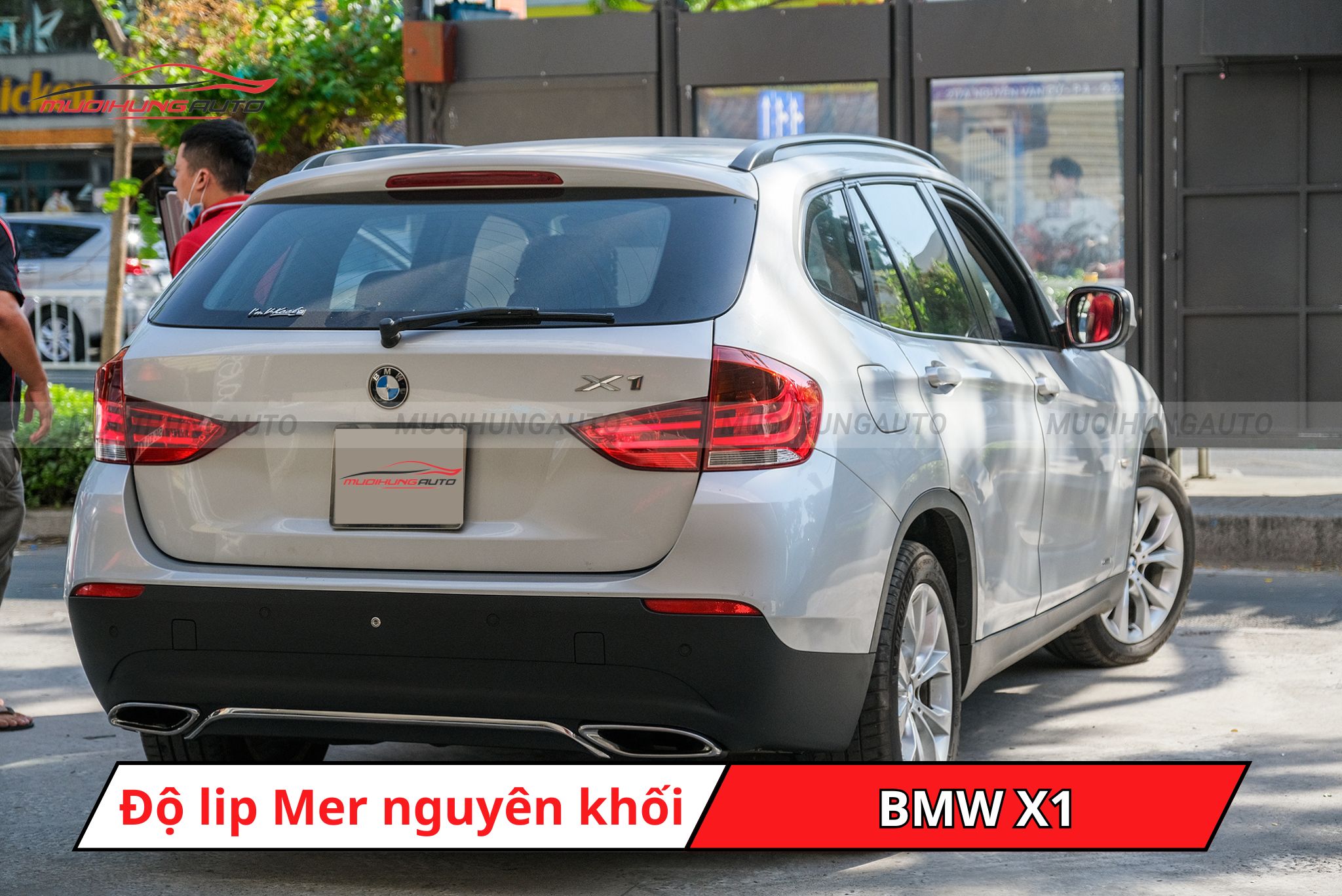 Độ lip Mer vào cản nguyên khối cho BMW X1