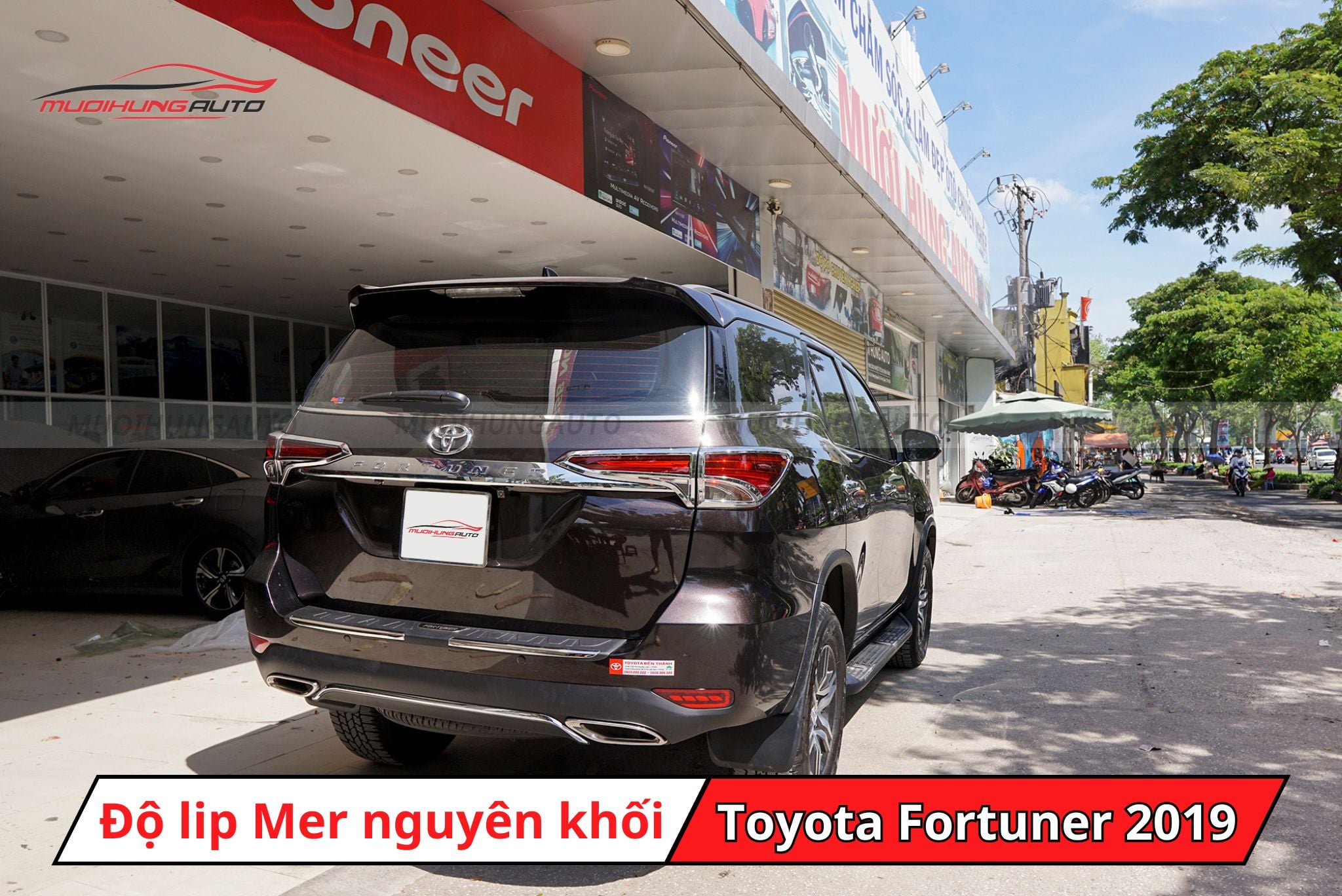 Độ lip pô kiểu Mercedes cho Toyota Fortuner 2019