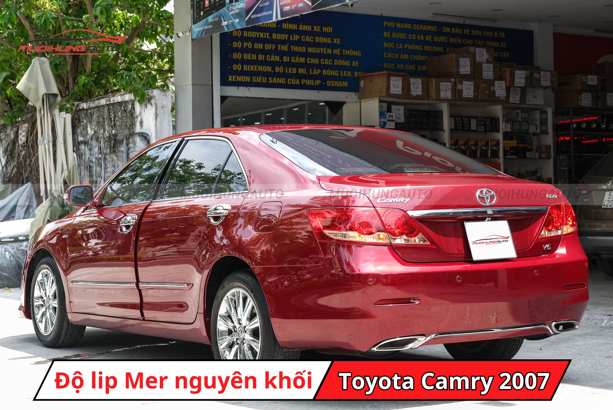 Độ lip pô Mercedes cho Toyota Camry 2007