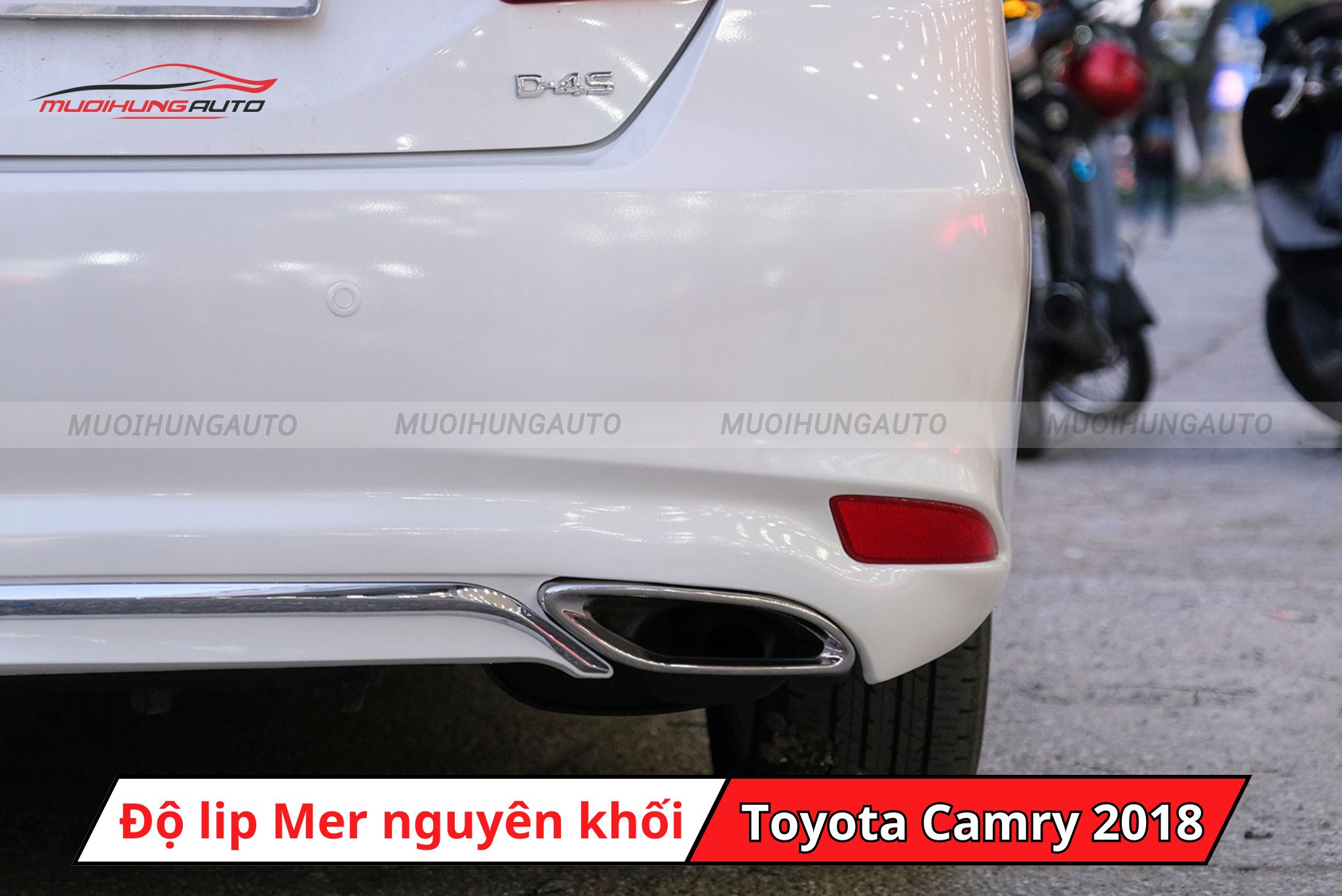 Độ lip pô Mercedes cho Toyota Camry 2018
