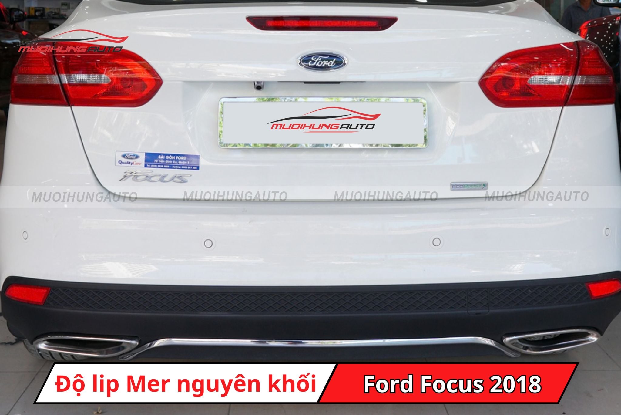 Độ lip pô Mercedes nguyên khối cho xe Ford Focus 2018