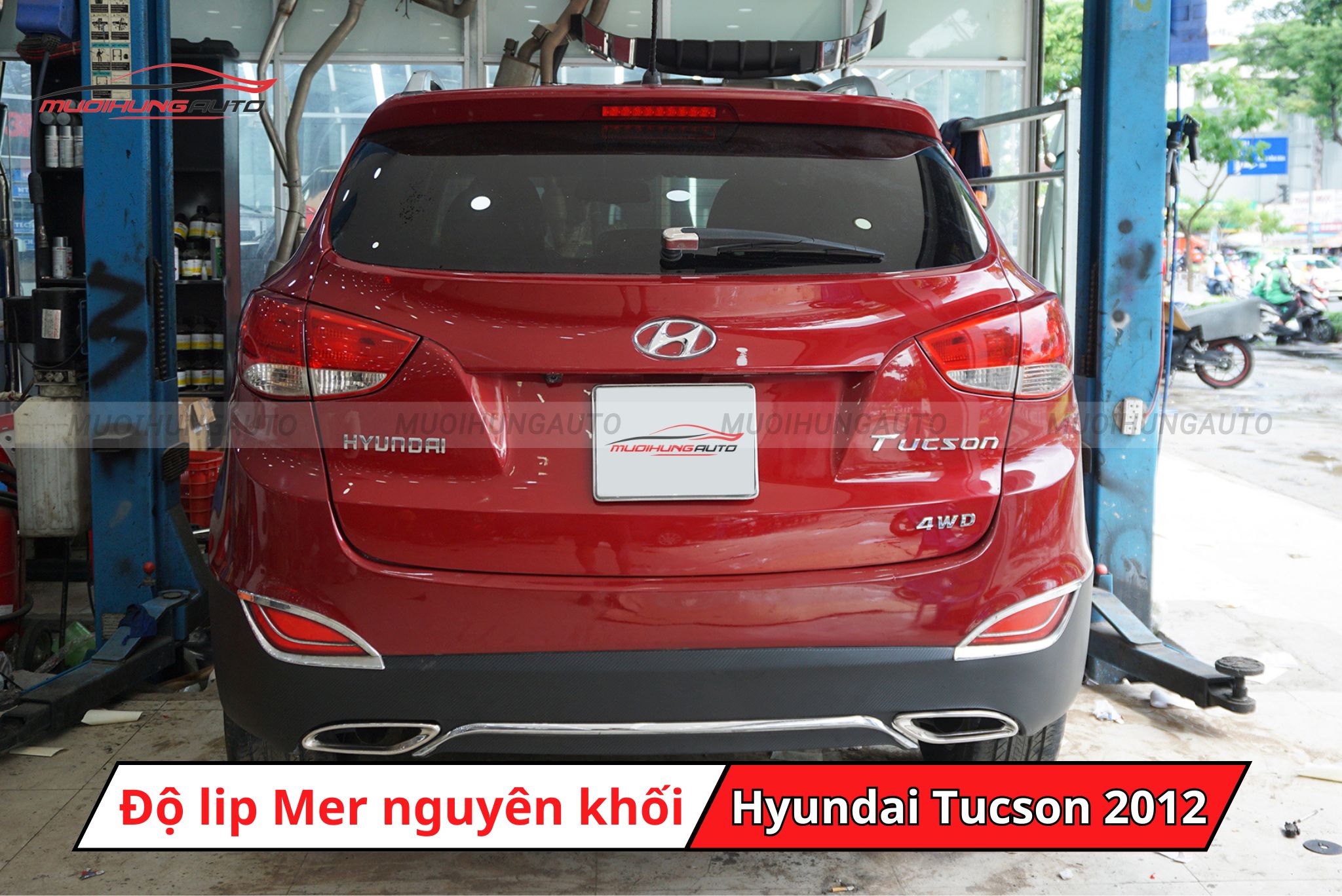 Độ lip pô Mercedes nguyên khối cho xe Hyundai Tucson 2012