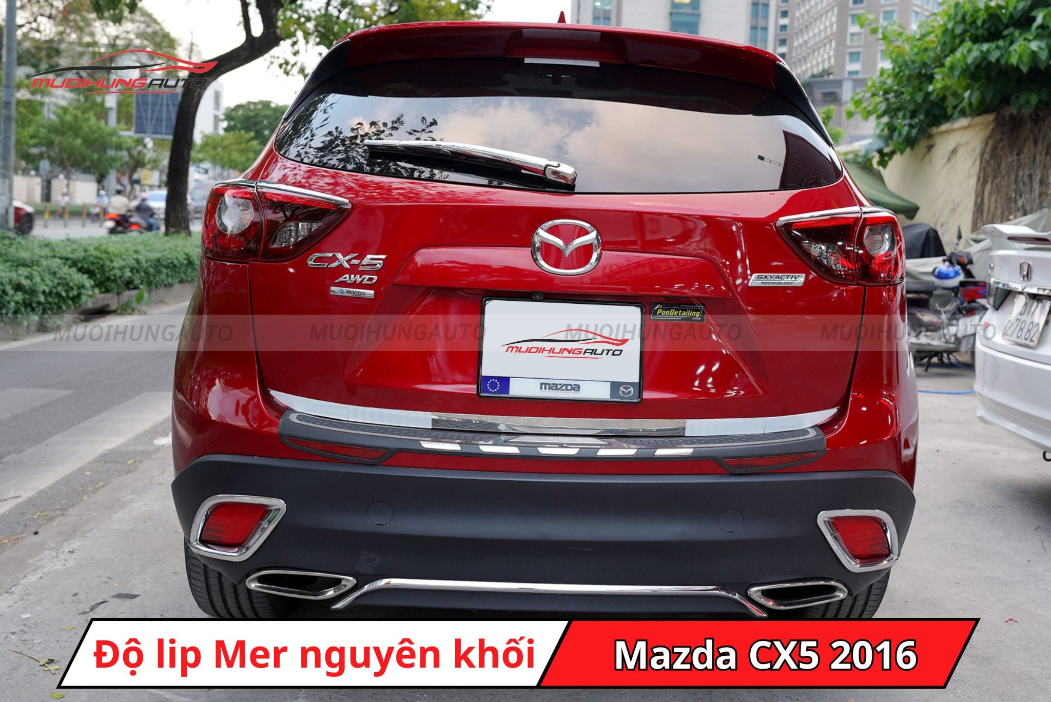 Độ lip pô Mercedes nguyên khối cho xe Mazda CX5 2016