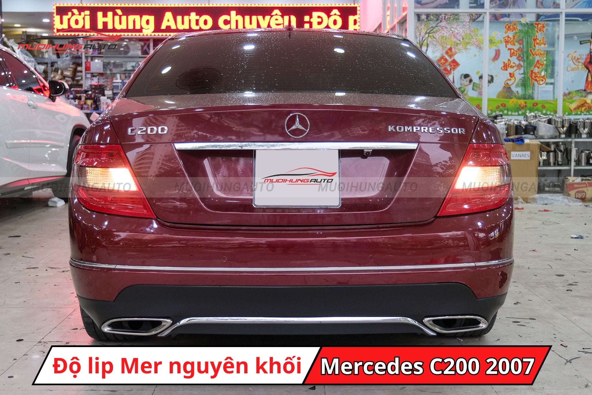 Độ lip pô Mercedes nguyên khối cho xe Mercedes C200 2007