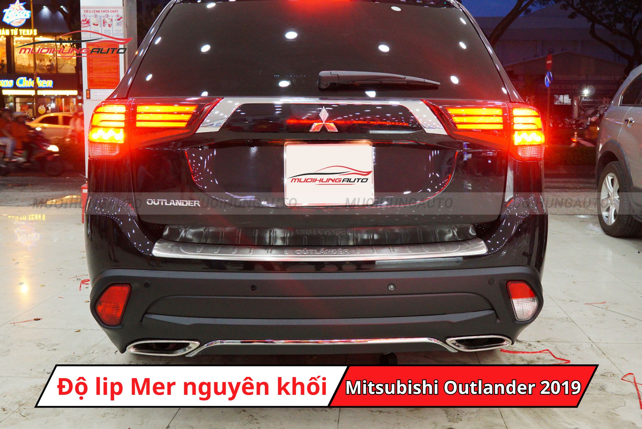 Độ lip pô Mercedes nguyên khối cho xe Mitsubishi Outlander 2019