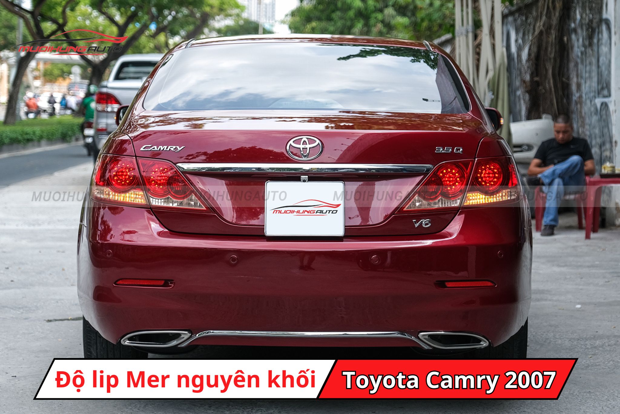 Độ lip pô Mercedes nguyên khối cho xe Toyota Camry 2007