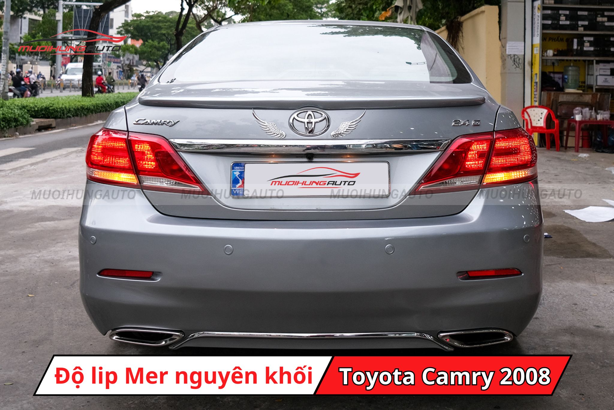 Độ lip pô Mercedes nguyên khối cho xe Toyota Camry 2008