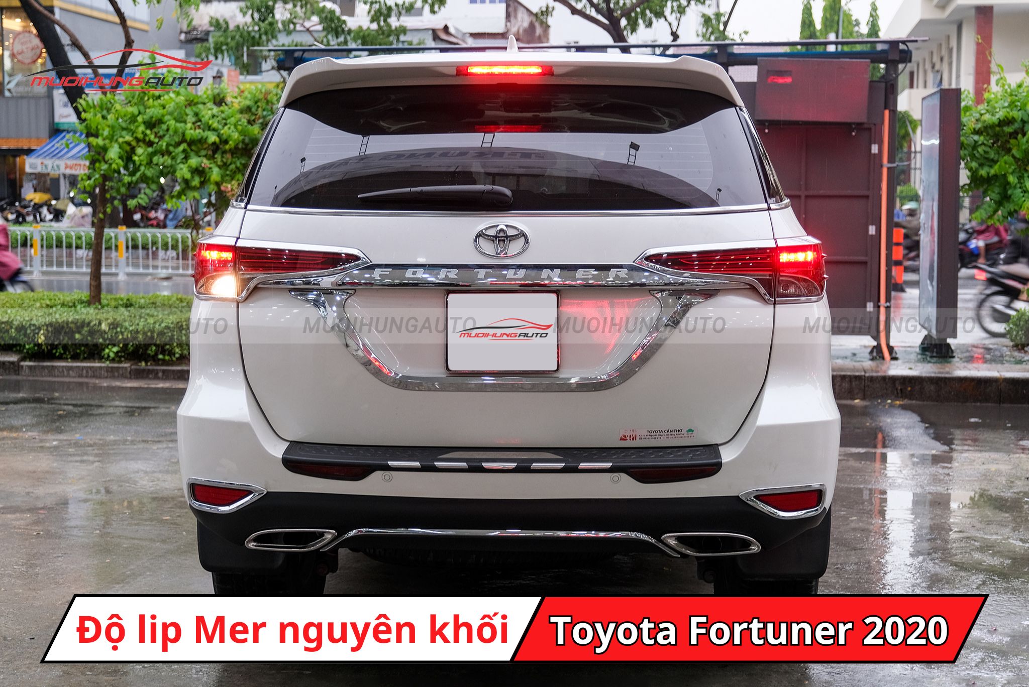Độ lip pô Mercedes nguyên khối cho xe Toyota Fortuner 2020