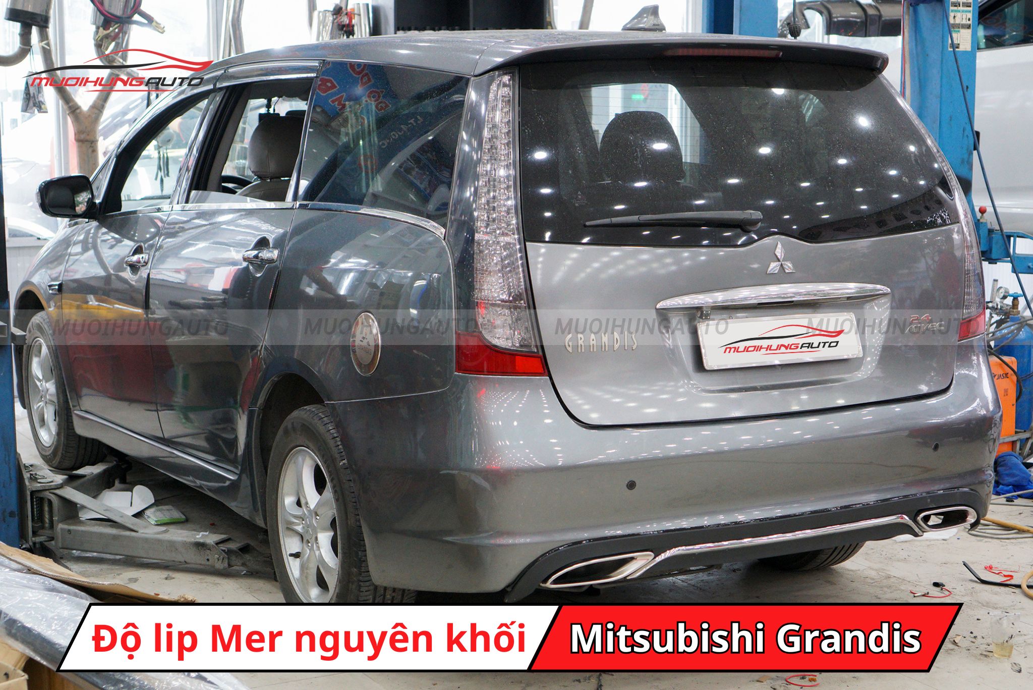 Độ lip pô thể thao Mercedes cho Mitsubishi Grandis