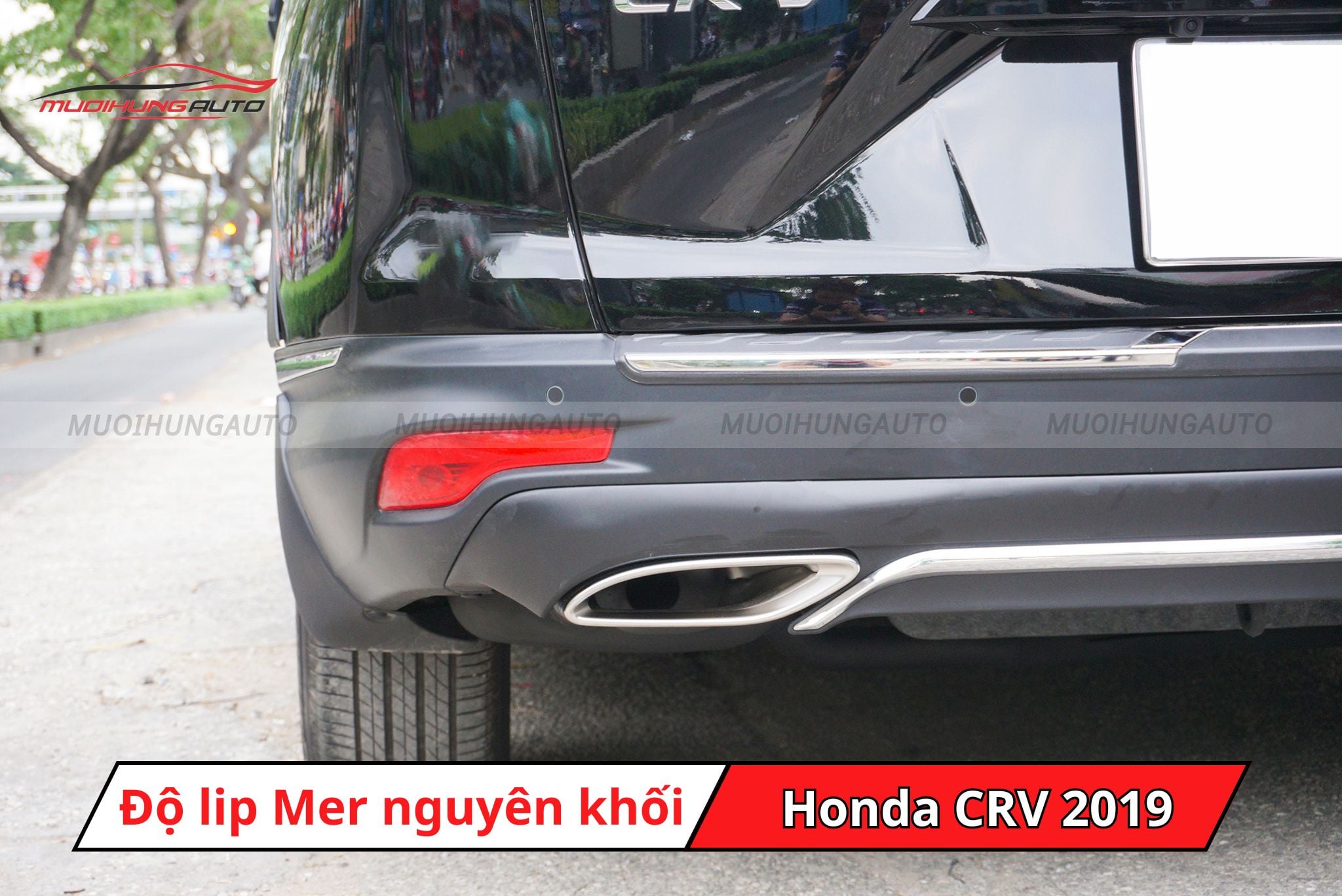 Độ lip pô thể thao Mercedes cho xe Honda CRV 2019