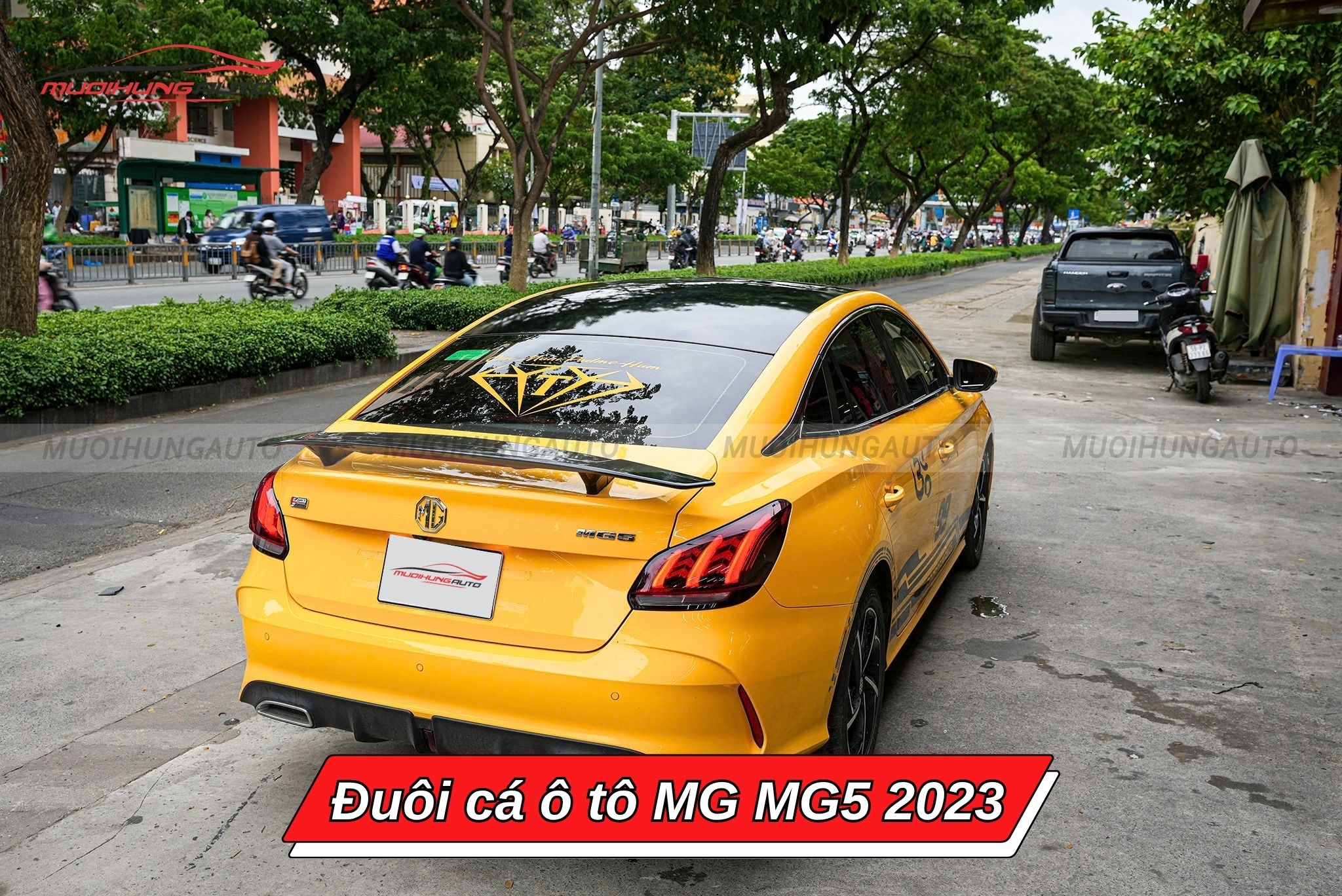 Đuôi cá MG MG5 2023
