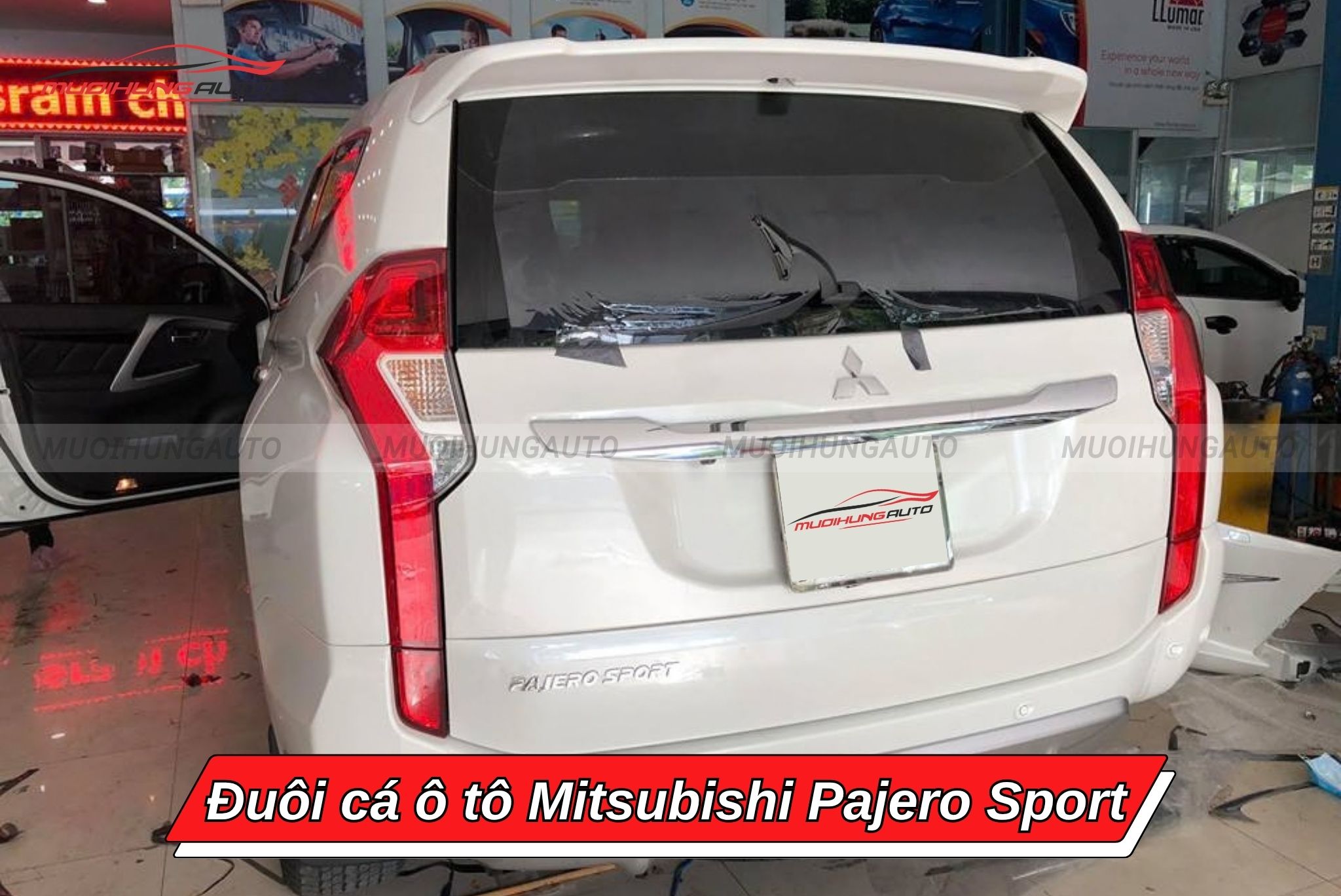 Đuôi gió Mitsubishi Pajero Sport