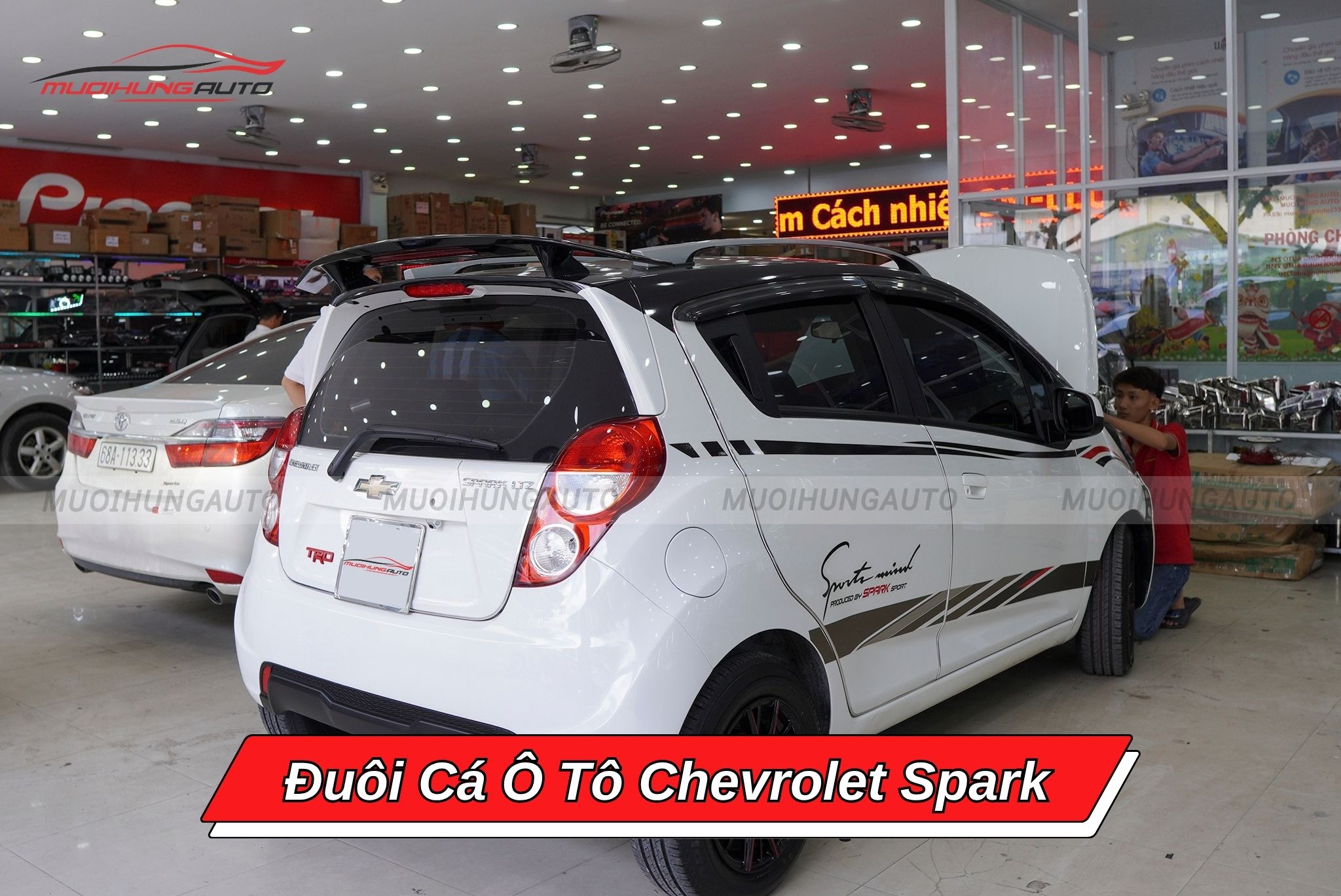 Đuôi gió ô tô Chevrolet Spark