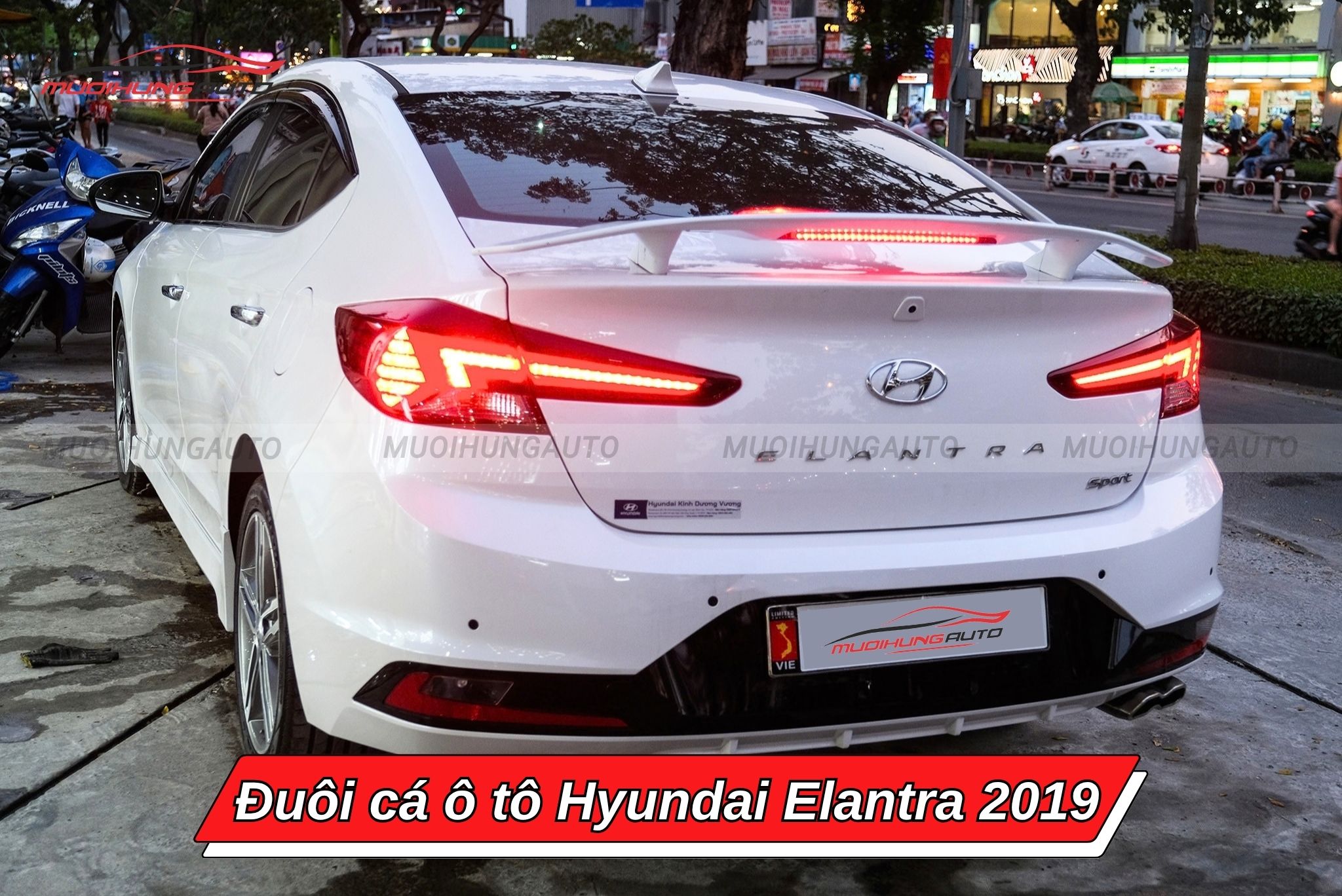 Đuôi gió ô tô Hyundai Elantra 2019