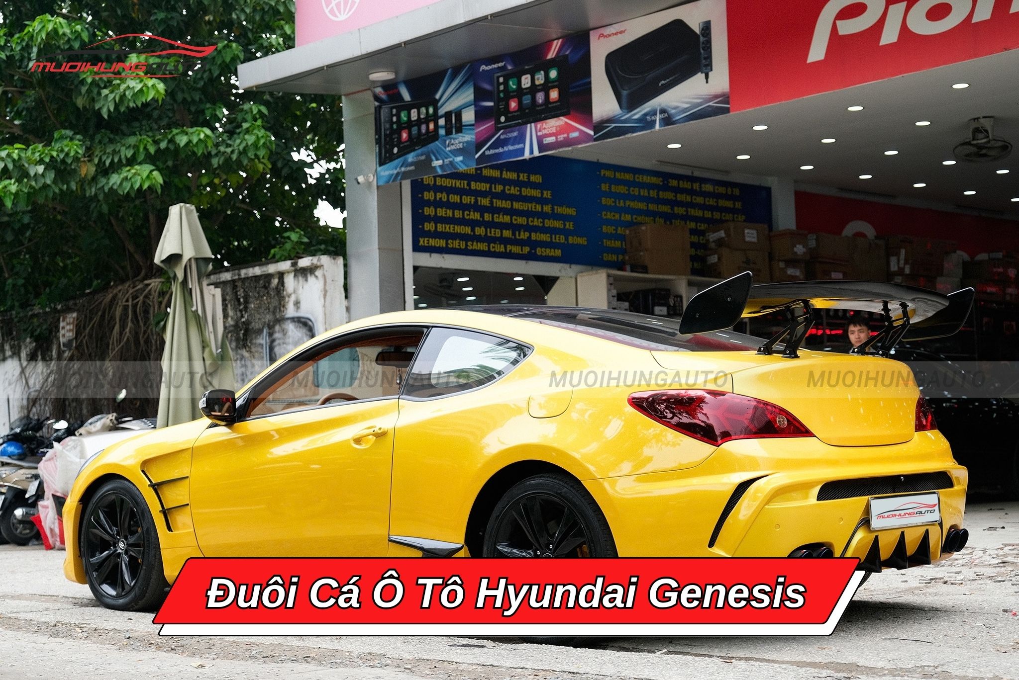 Đuôi gió ô tô Hyundai Genesis