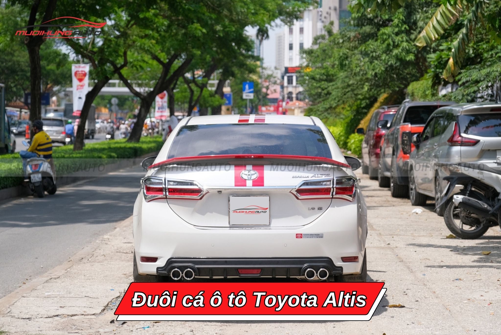 Đuôi gió ô tô Toyota Altis