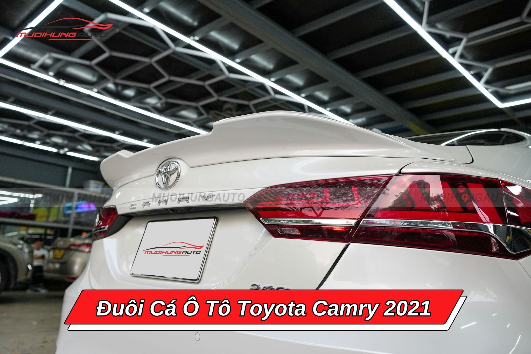 Đuôi gió ô tô Toyota Camry 2021