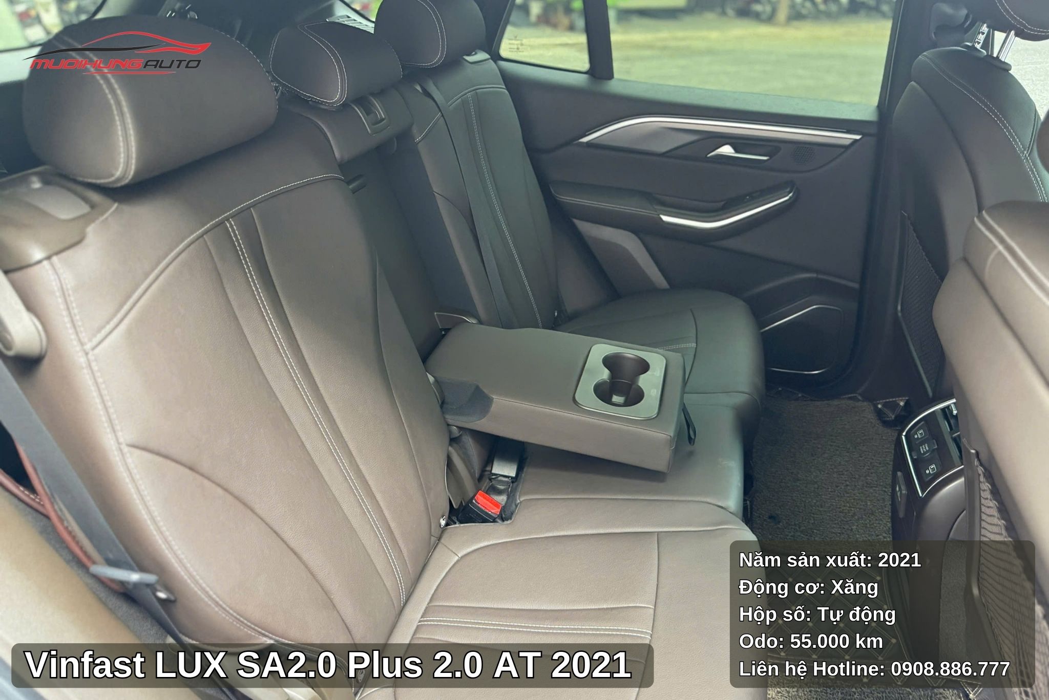 Hàng ghế sau trên xe Vinfast LUX SA2.0 Plus 2.0 AT 2021