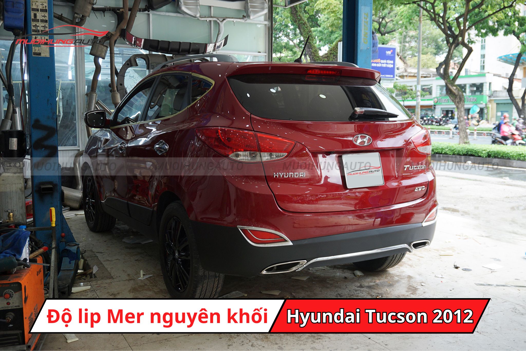 Lip pô kiểu Mercedes cho Hyundai Tucson 2012