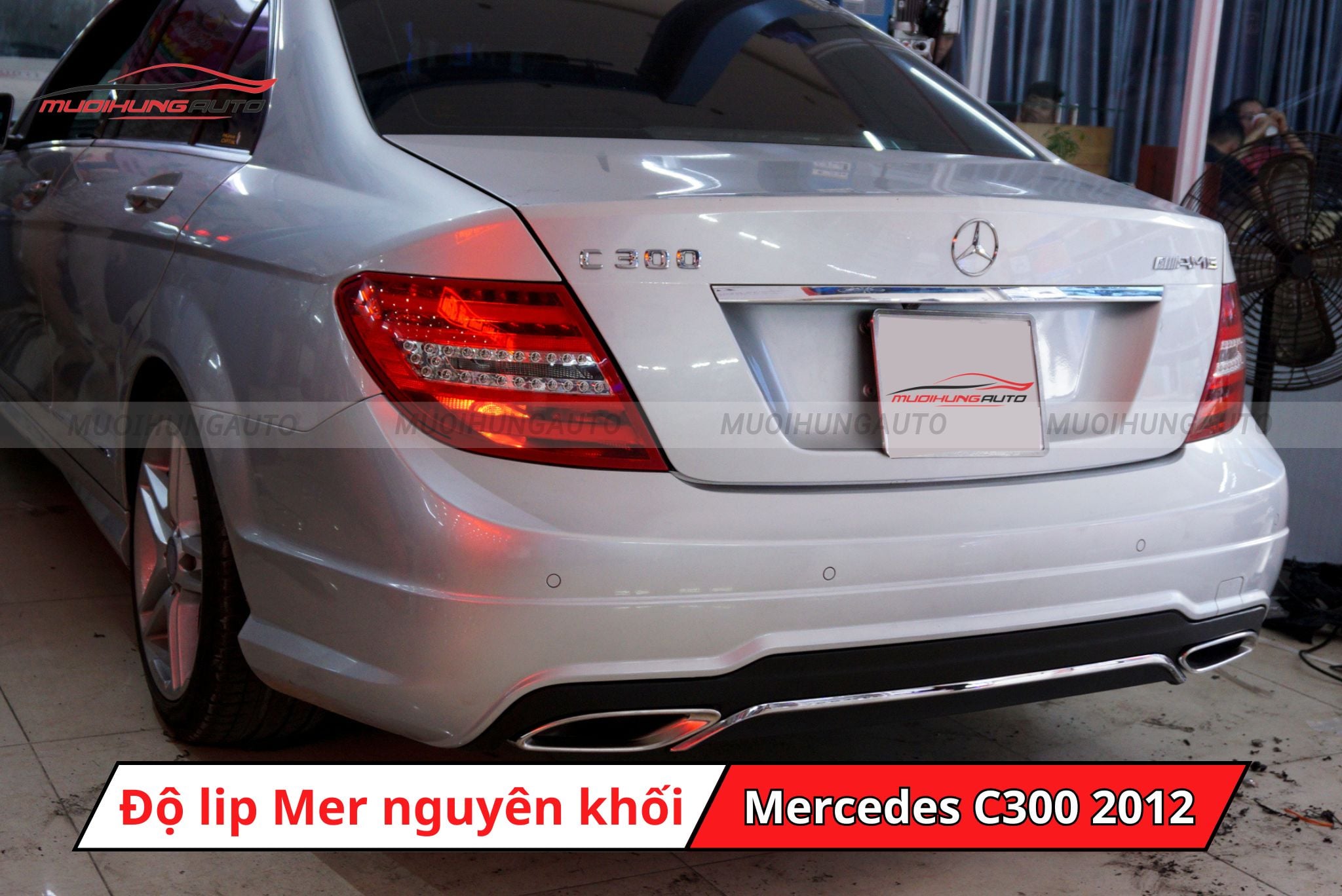 Lip pô kiểu Mercedes cho Mercedes C300 2012
