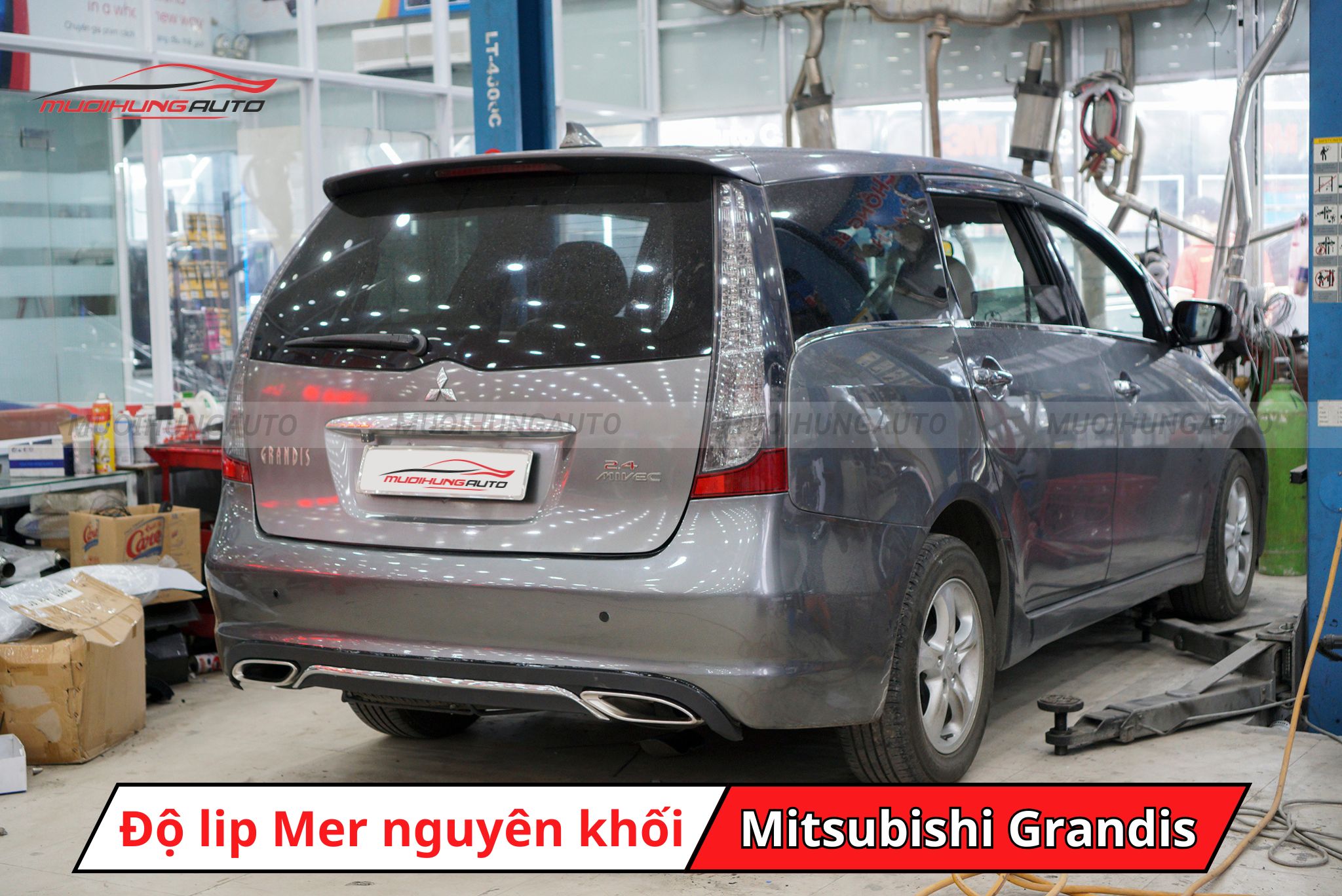Lip pô Mercedes cho Mitsubishi Grandis